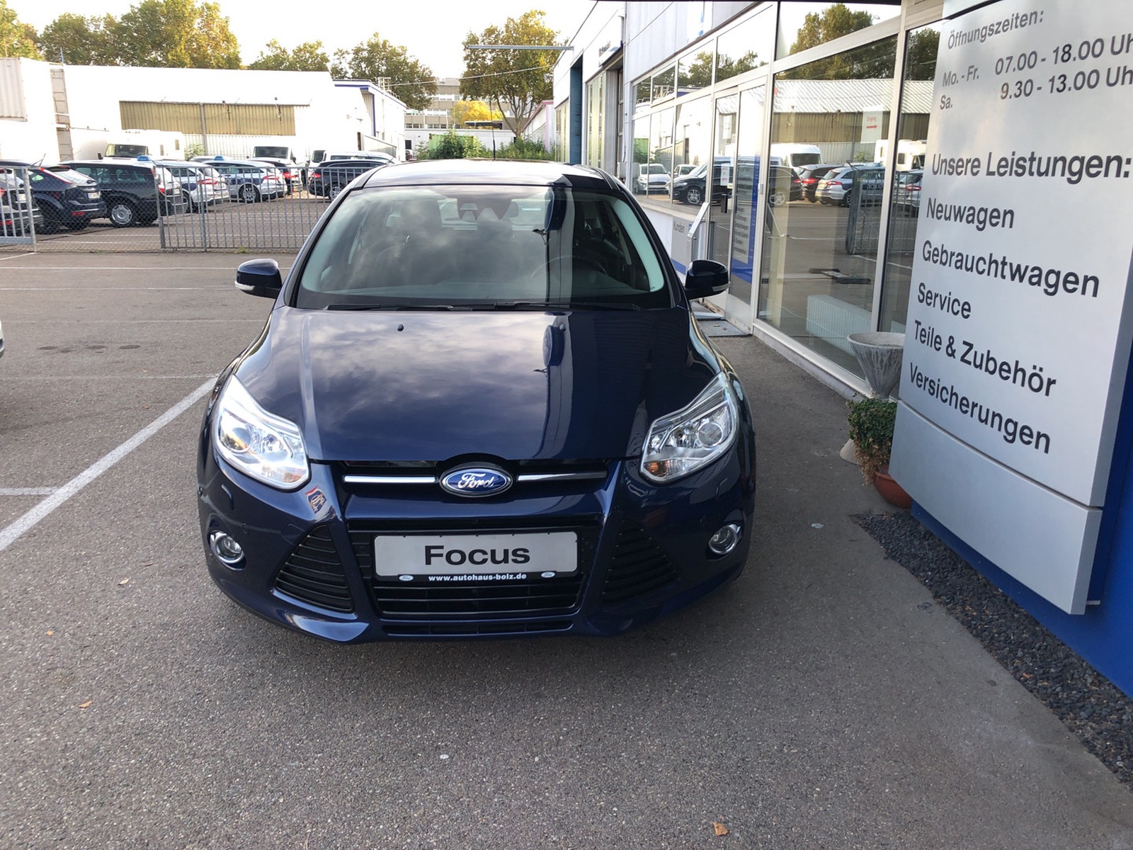 Ford Focus Turnier Titanium,Bi-Xenon, AHK Abnehmbar, Fahrer Assistent Paket