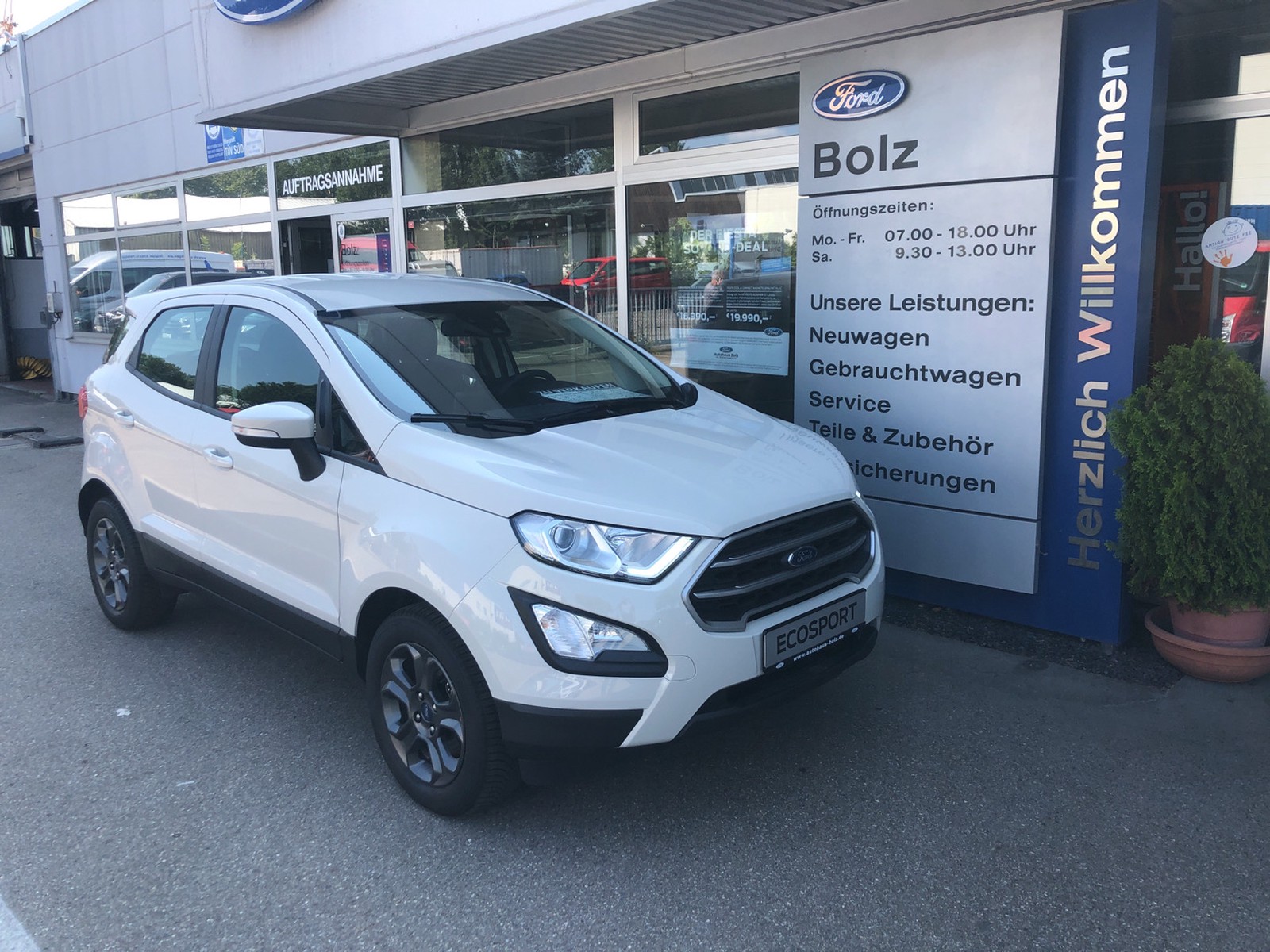 Ford EcoSport Cool&Connect Navi-Carplay, Winter Paket,Schnäppchen