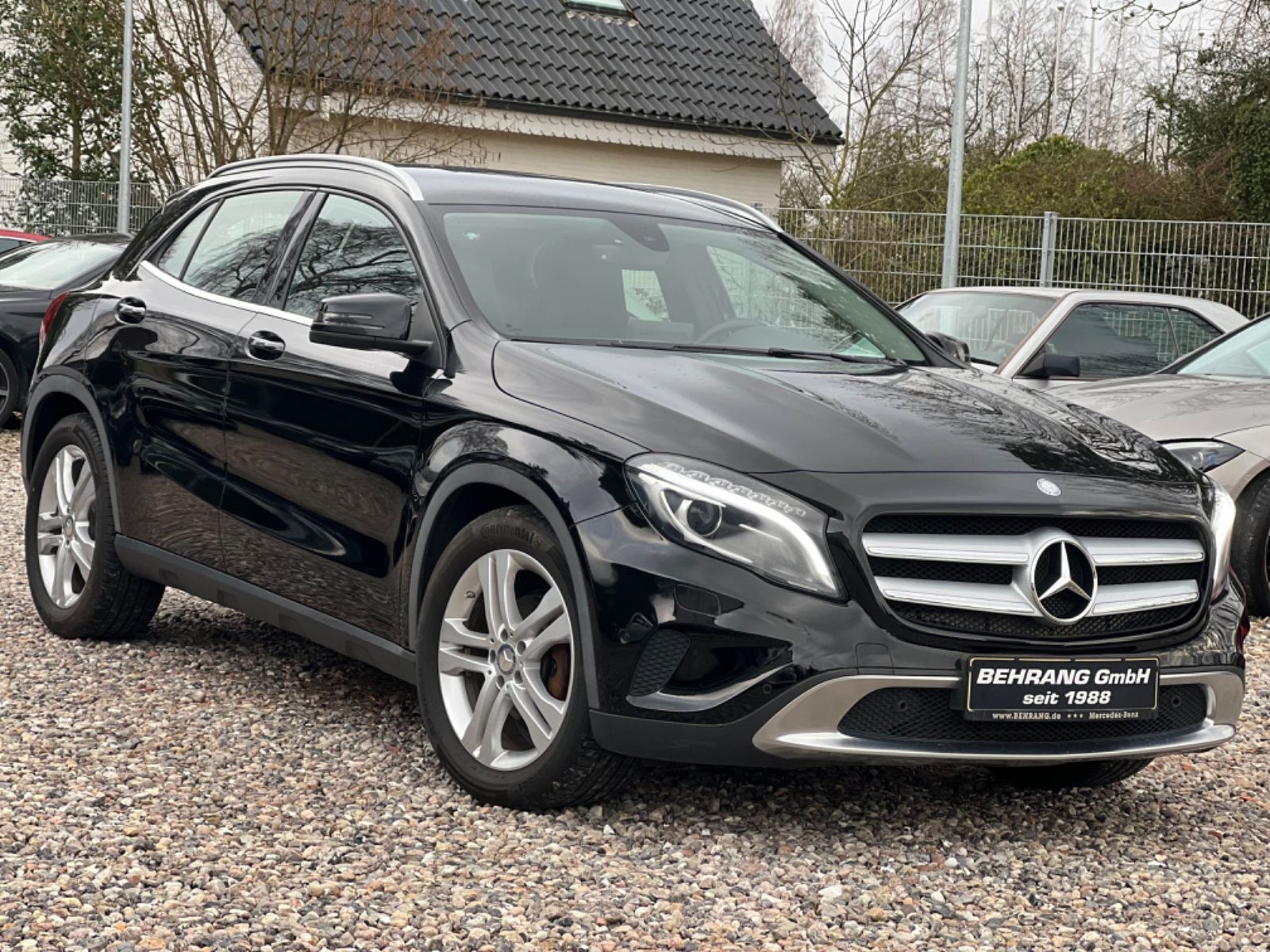 Mercedes-Benz GLA180 URBAN *AUTOMATIK*NAVIGATION*XENON