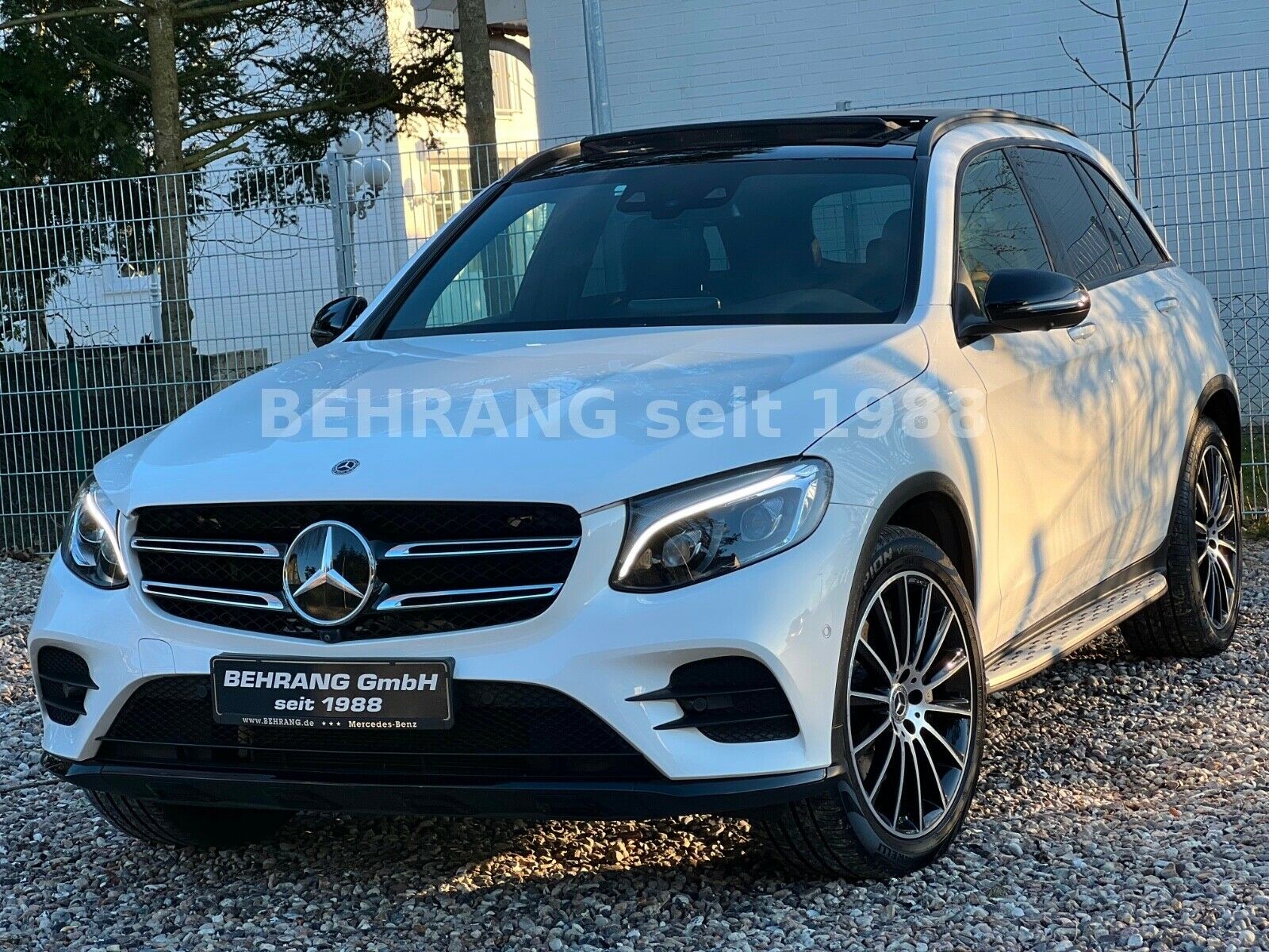 Mercedes-Benz GLC 250 d 4MATIC AMG NIGHT PAKET MODELLJAHR 2019