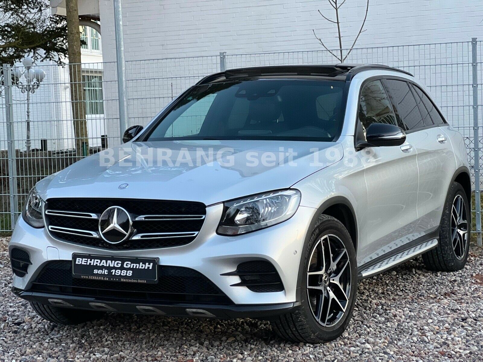 Mercedes-Benz GLC 250 d 4MATIC AMG NIGHT PAKET COMAND DISTRONIC