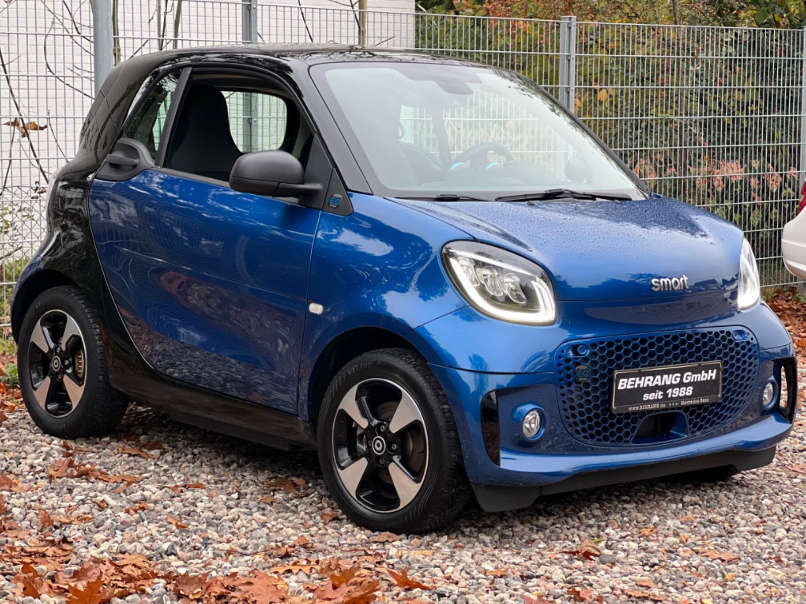 Smart ForTwo *EQ*PANO*KLIMA*KAMERA***SITZHEIZUNG*