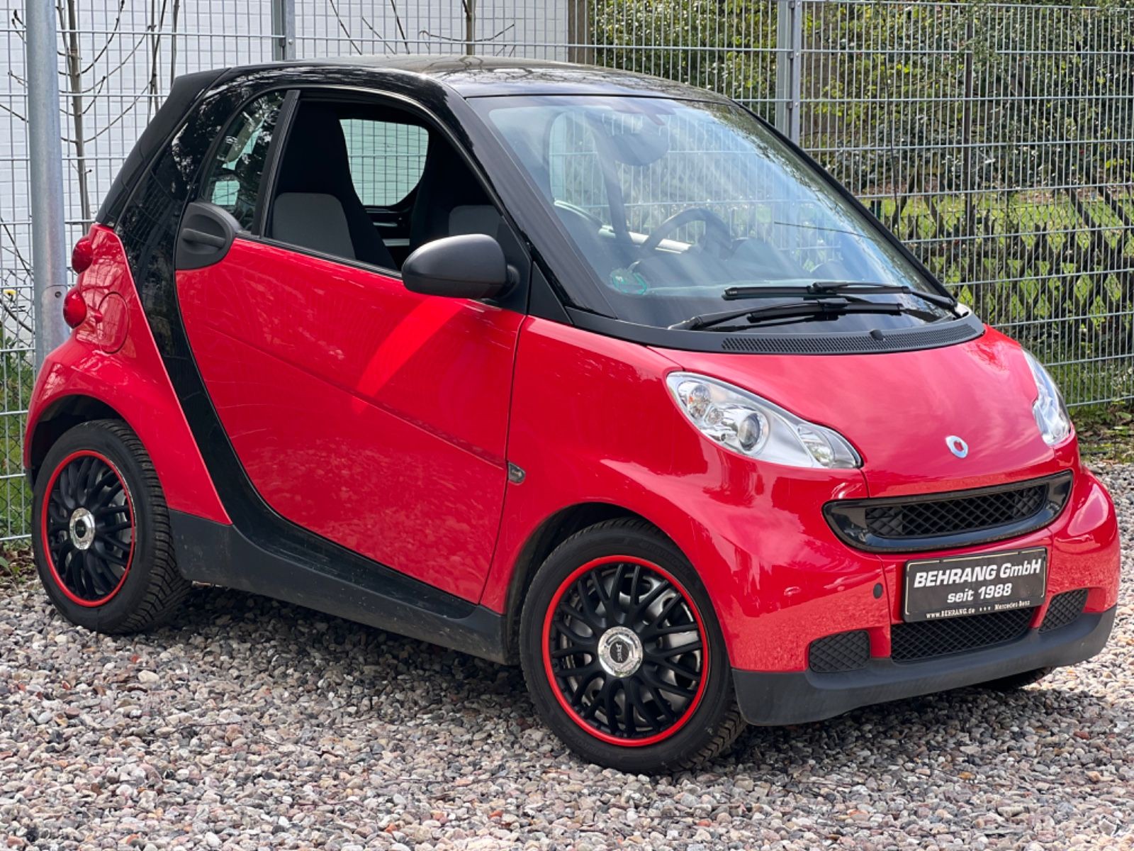 Smart ForTwo coupe MHD*PANO*SHZ*TÜV&SERVICE NEU*