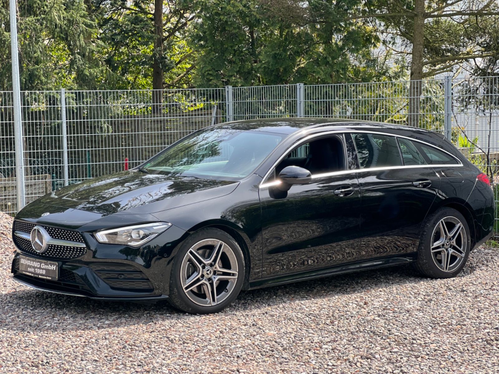 Mercedes-Benz CLA200d Shooting Brake*AMG*LED*NAVI*