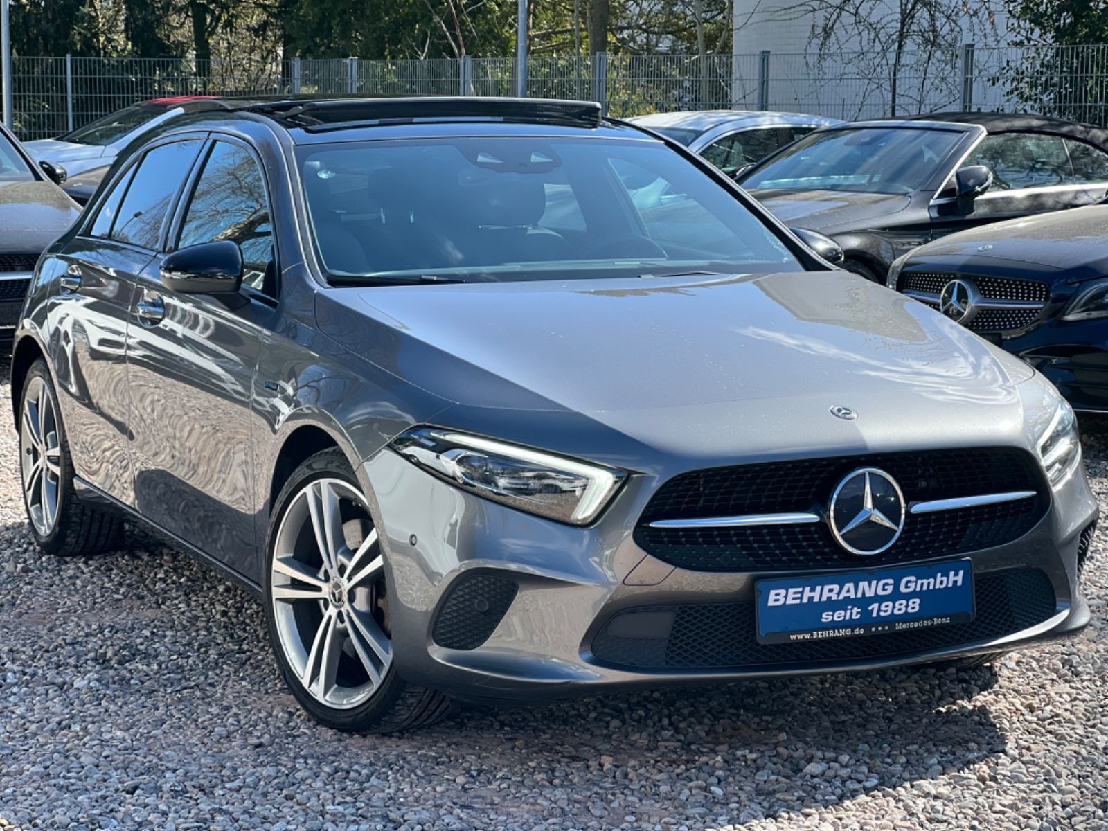 Mercedes-Benz A 250e*PROGRESSIVE*KAMERA*LED*NAVI*PANORAMA
