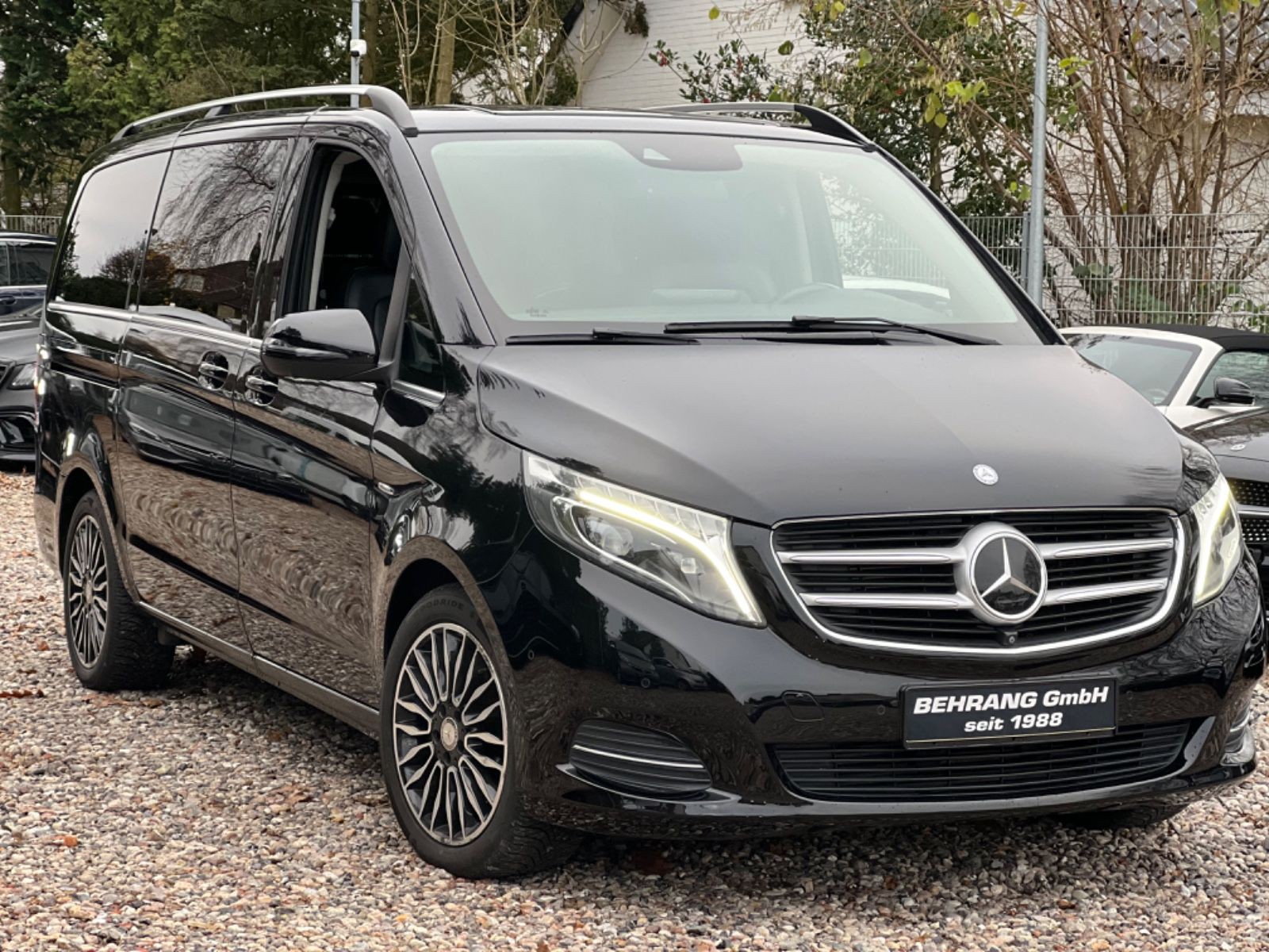 Mercedes-Benz V250d*LED*BURMESTER*DISTRO*AHK*7-SITZER*