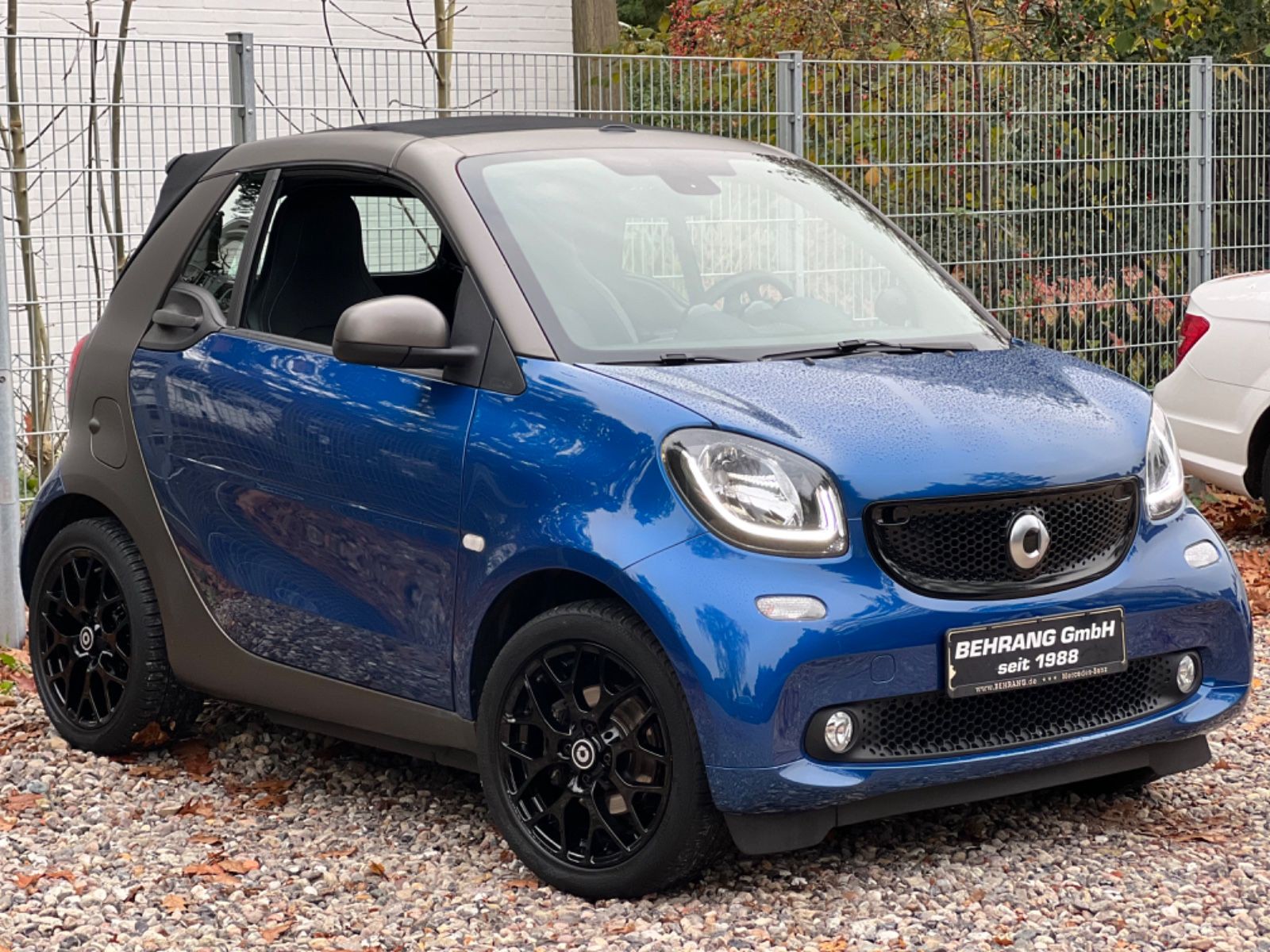 Smart ForTwo Cabrio *PRIME*AMBIENTE*LEDER*SITZHEIZUNG*