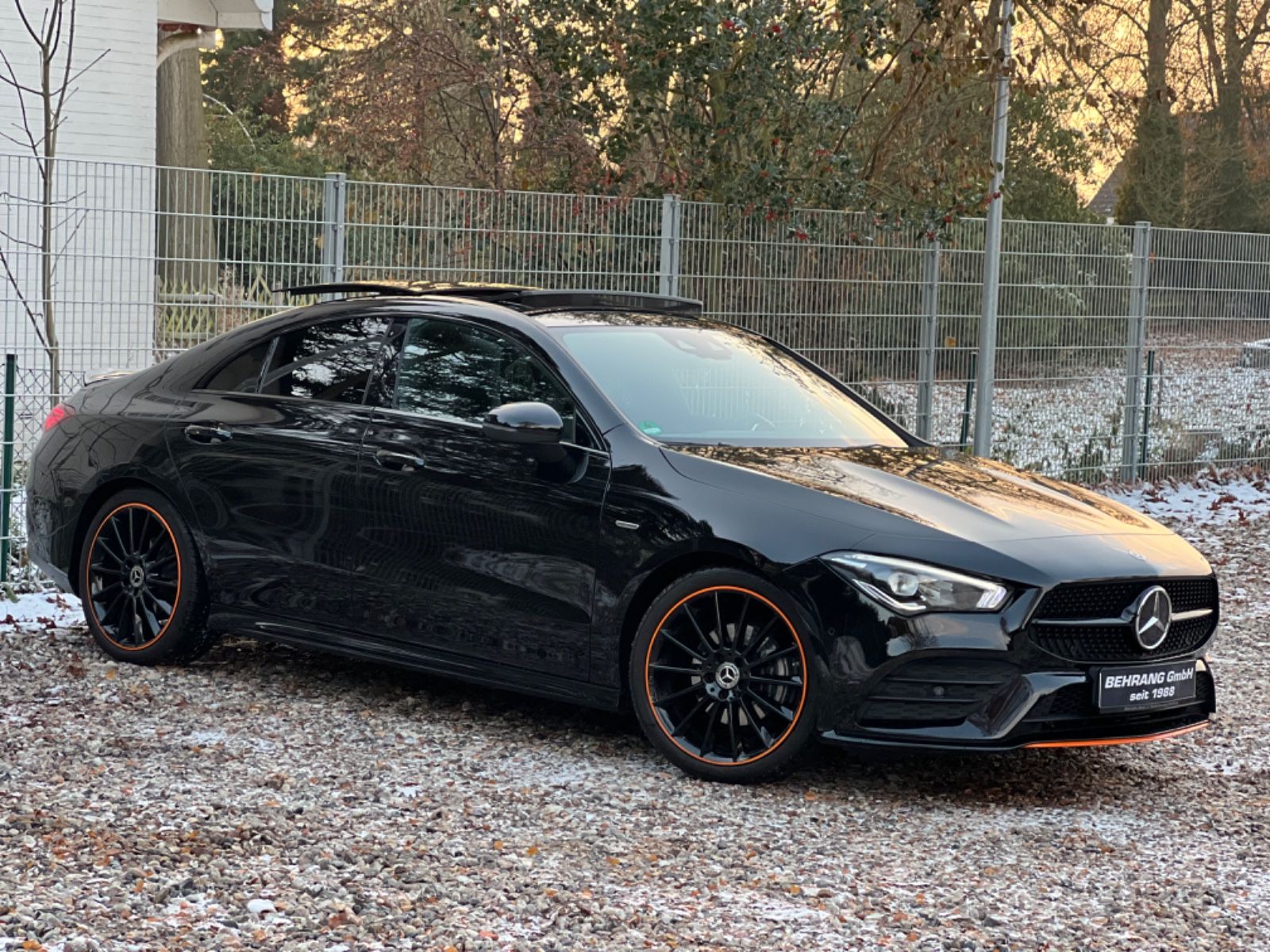 Mercedes-Benz CLA 180d AMG-LINE+Edition 1*PANORAMA*KAMERA*LED*