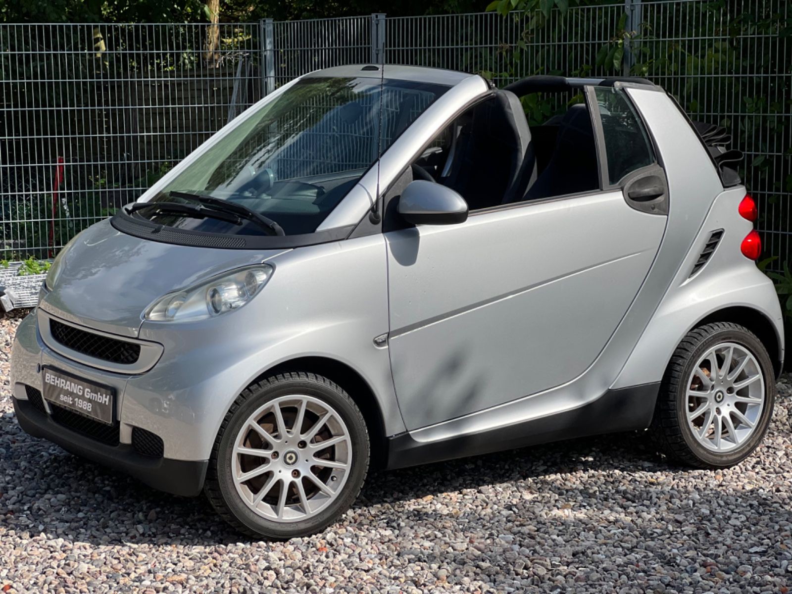 Smart ForTwo Cabriolét *TÜV NEU*AUTOMATIK*KLIMAANLAGE*
