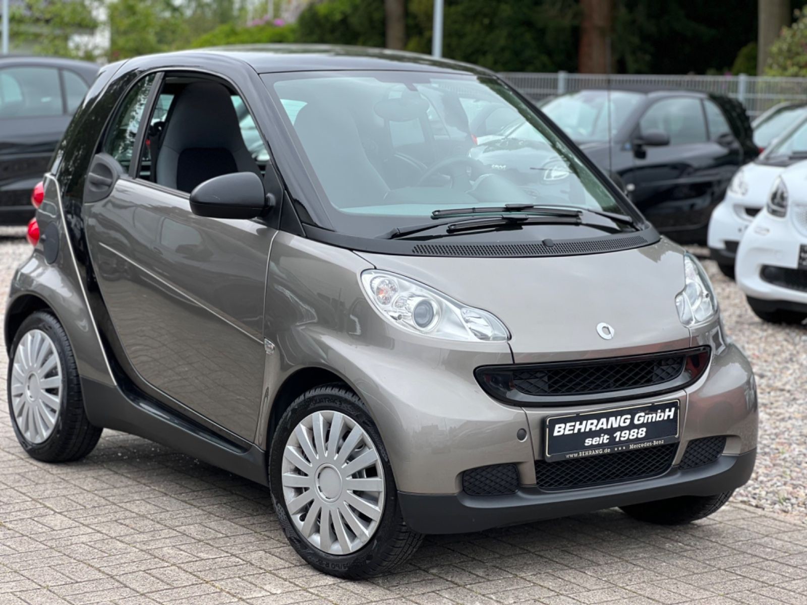 Smart ForTwo*AUTOMATIK*KLIMA*SITZHEIZUNG*TÜV-01.2025*