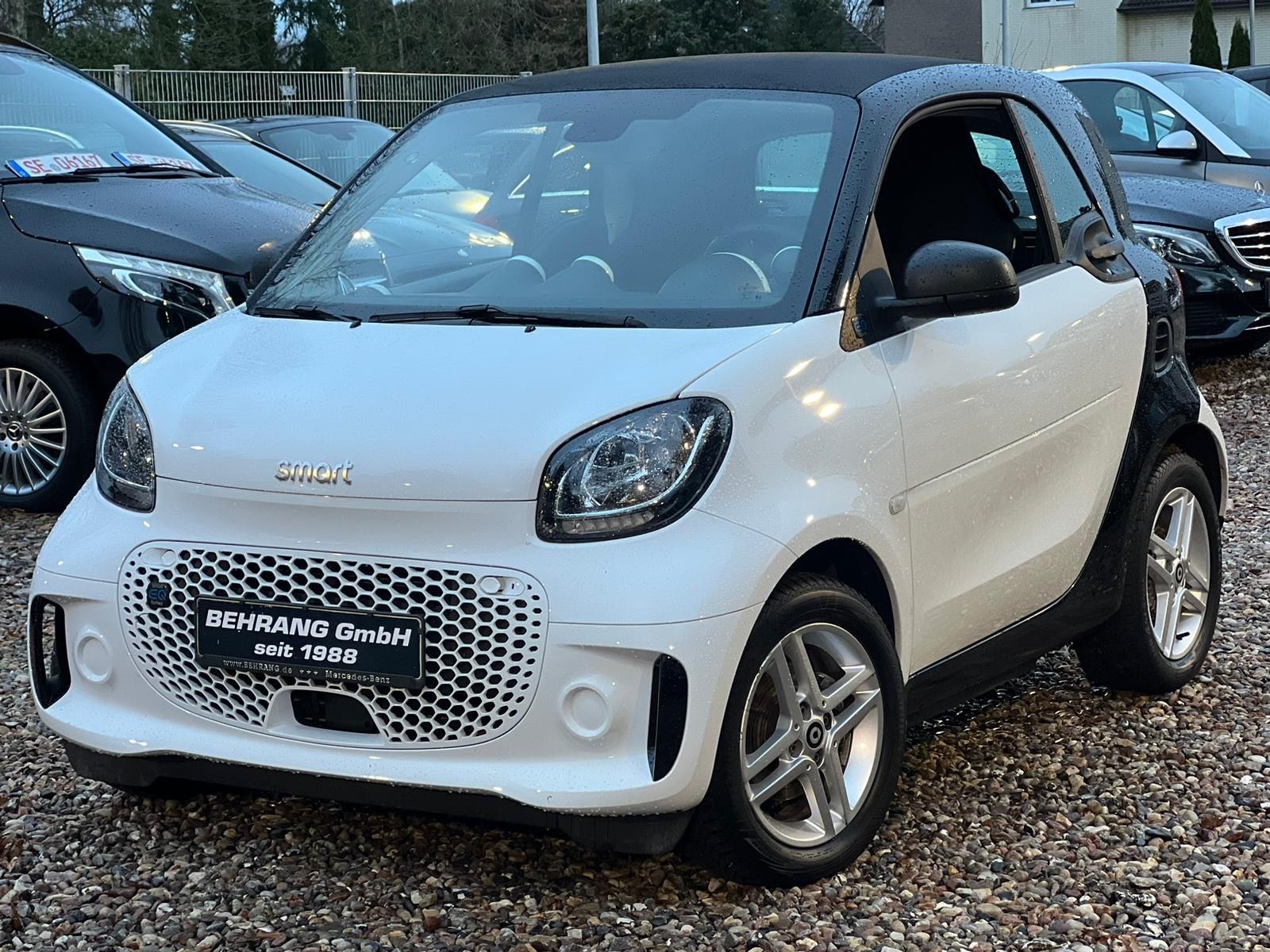 Smart ForTwo EQ Coupé electric drive* KLIMA*1.HAND*SHZ