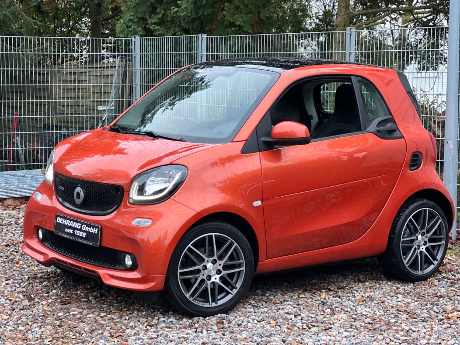 Smart ForTwo *BRABUS*LED*PANO*SHZ*NAVI*80 KW
