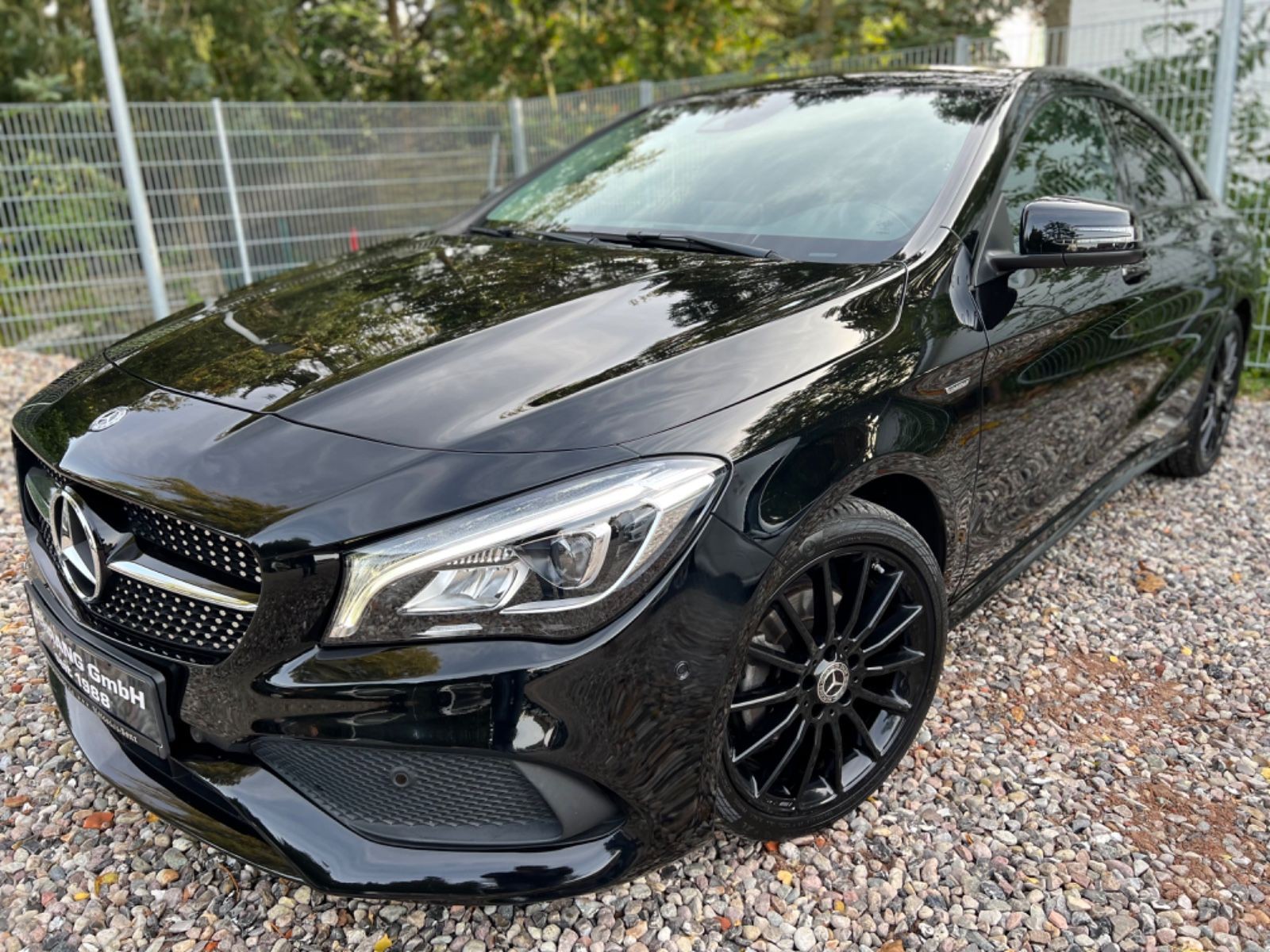 Mercedes-Benz CLA180*AMG*NIGHT EDITION*KAMERA*LED*NAVI*