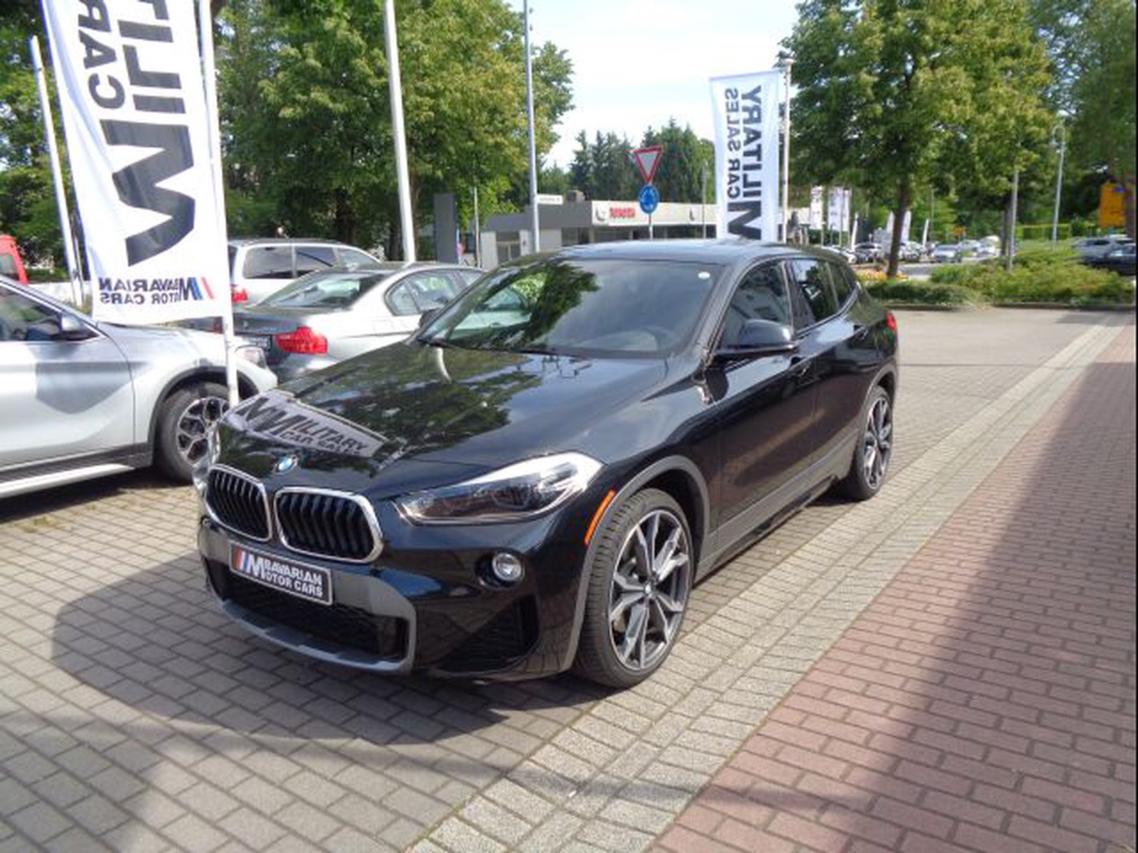 BMW X2 xDrive28i M Sport - Tax Free Military Sales in Ramstein