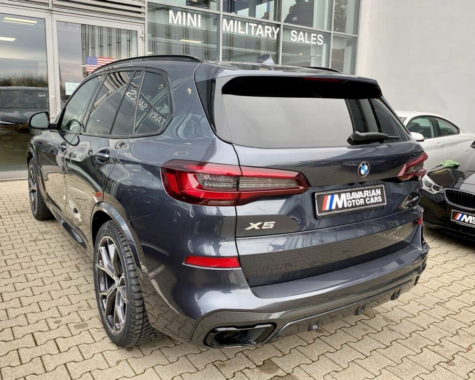 BMW X5 xDrive40i M Sport Package - Tax Free Military Sales in Würzburg