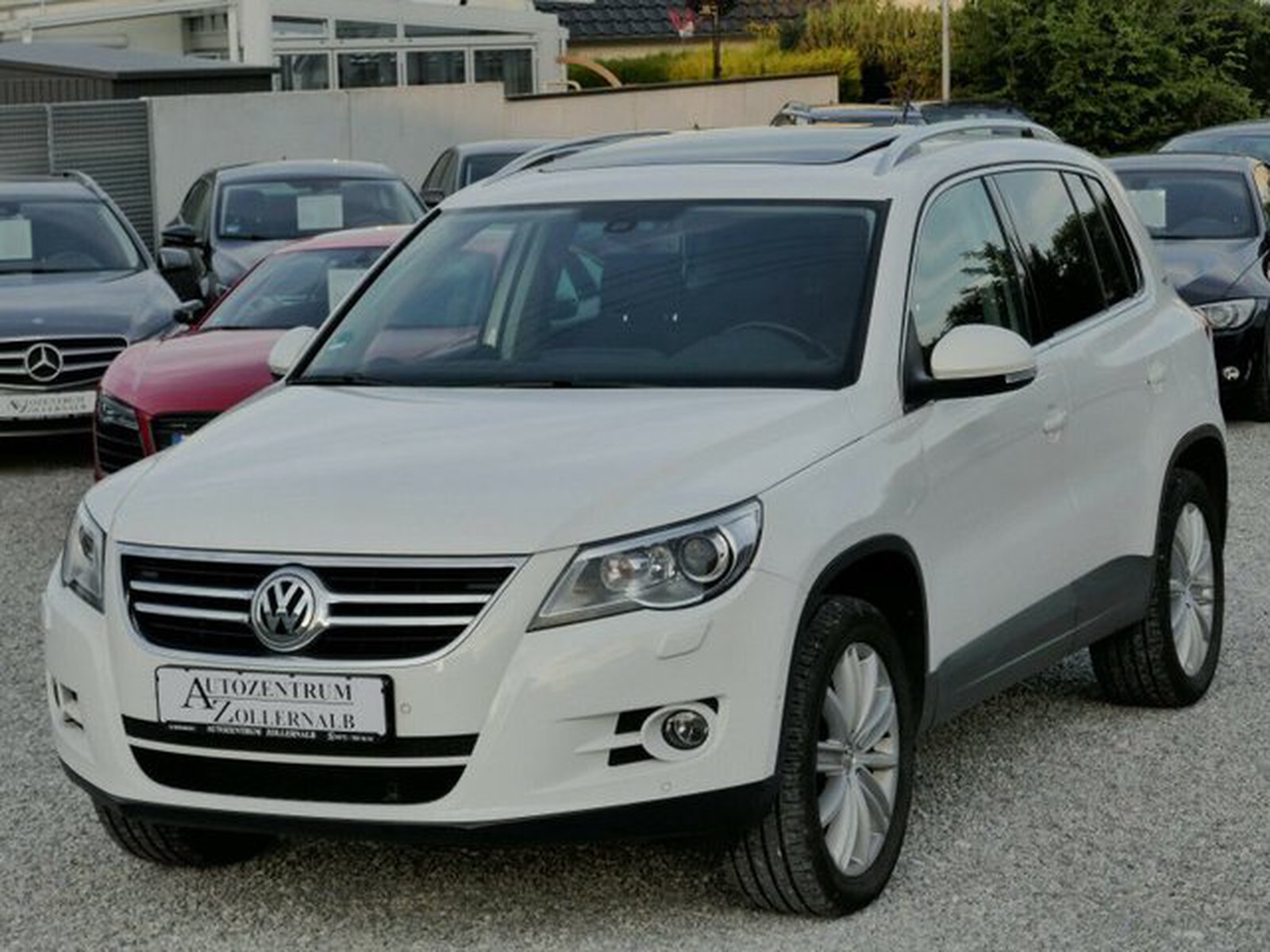 Volkswagen Tiguan DSG 2.0 TSI 4Mo. Team *DYN*PANORAMA*NAVI*
