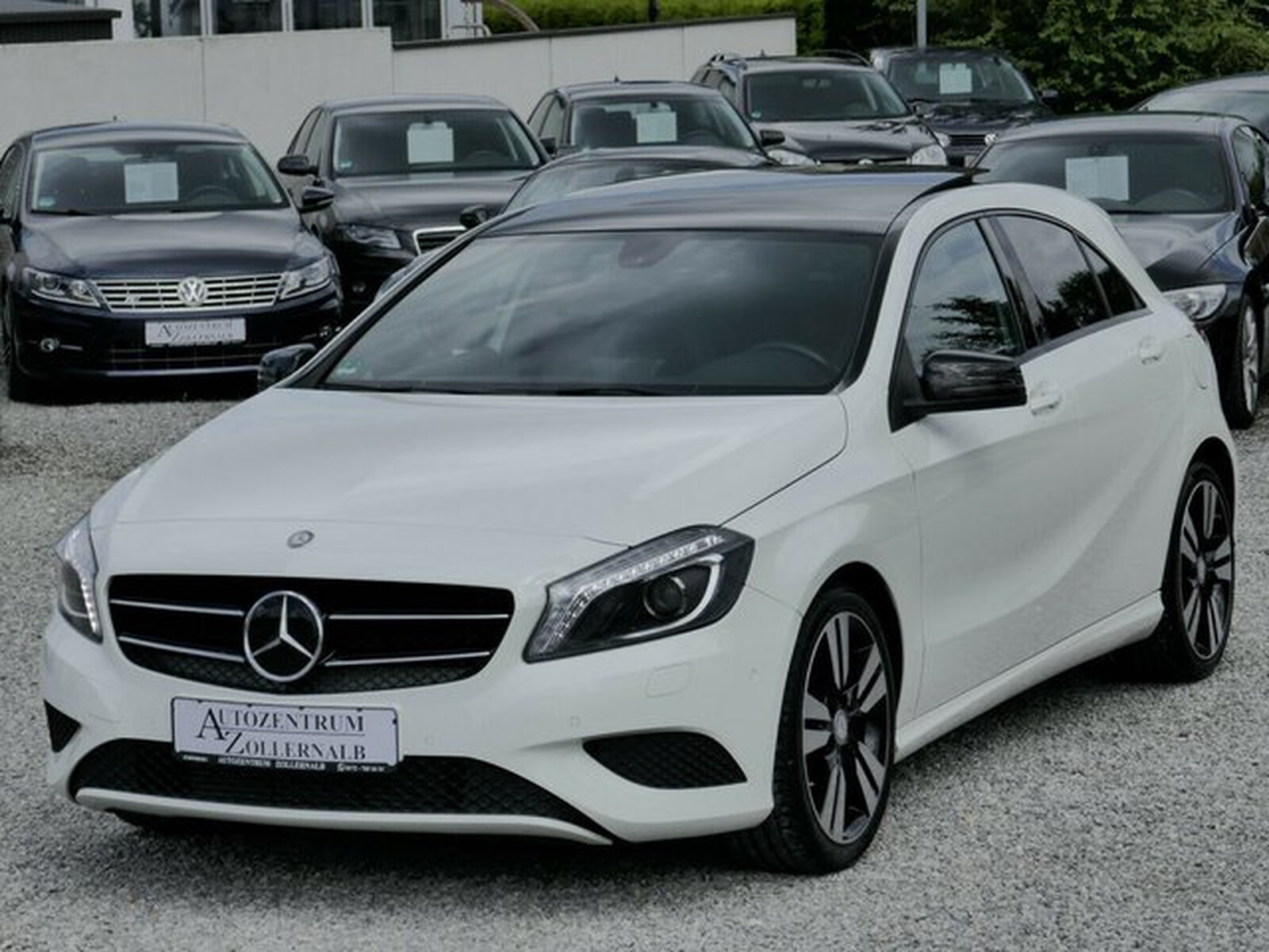 Mercedes-Benz A 180 Urban *50.TKM!*PANORAMA*XENON*NIGHT*NAVI*