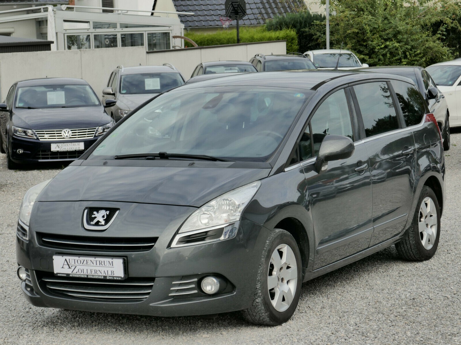 Peugeot 5008 1.6 120 VTi Premium*7SITZER*NAVI*ALU*EURO5*