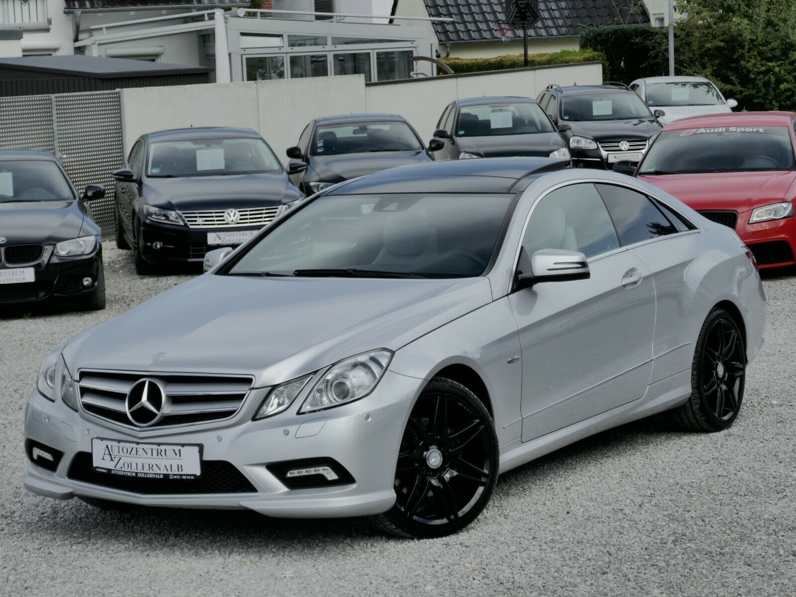 Mercedes-Benz E 350 Coupé AMG-Line *100%VOLL*H&K*DAB*PANORAMA*