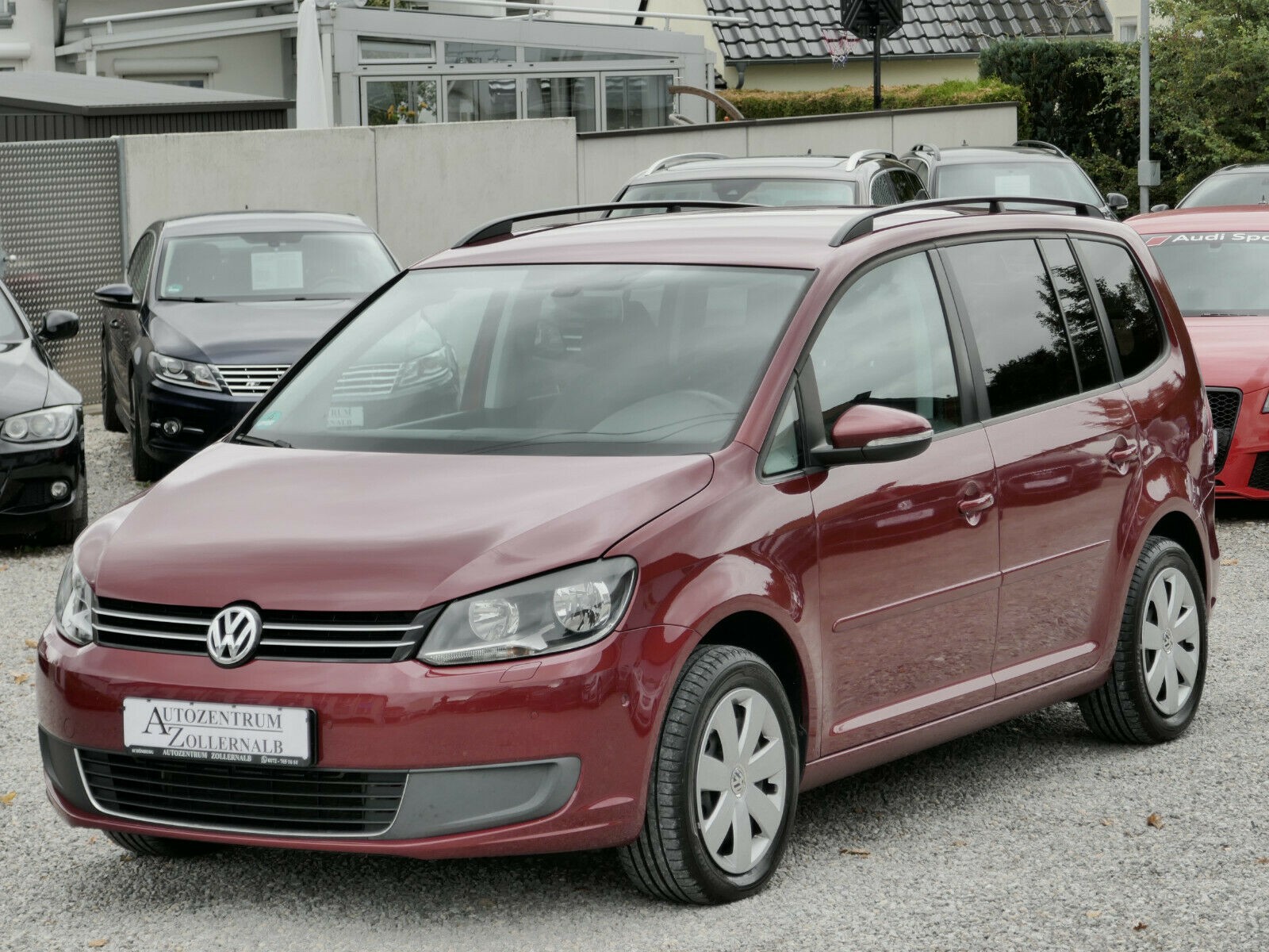 Volkswagen Touran 1.6 TDI Comfortline *7-SITZER*NAVI*TOP*