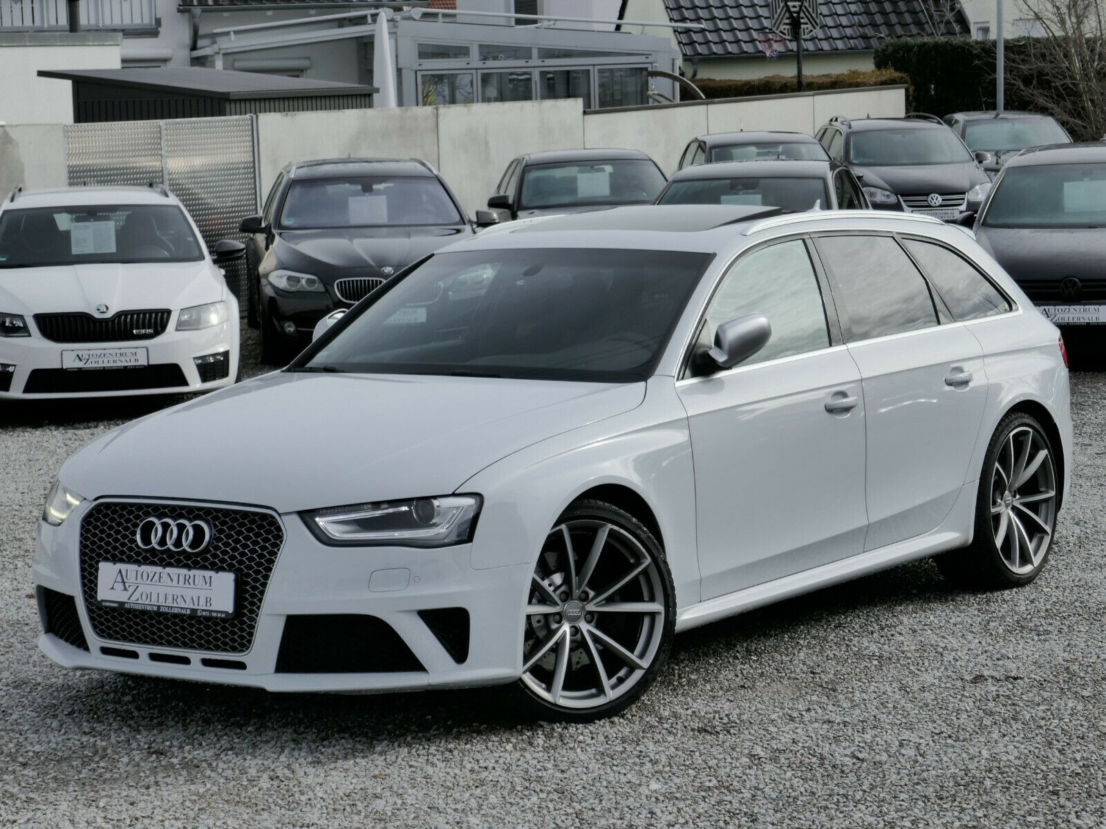 Audi RS4 Avant S tronic *1.HAND*SUZUKAGRAU*B&O*PANORA
