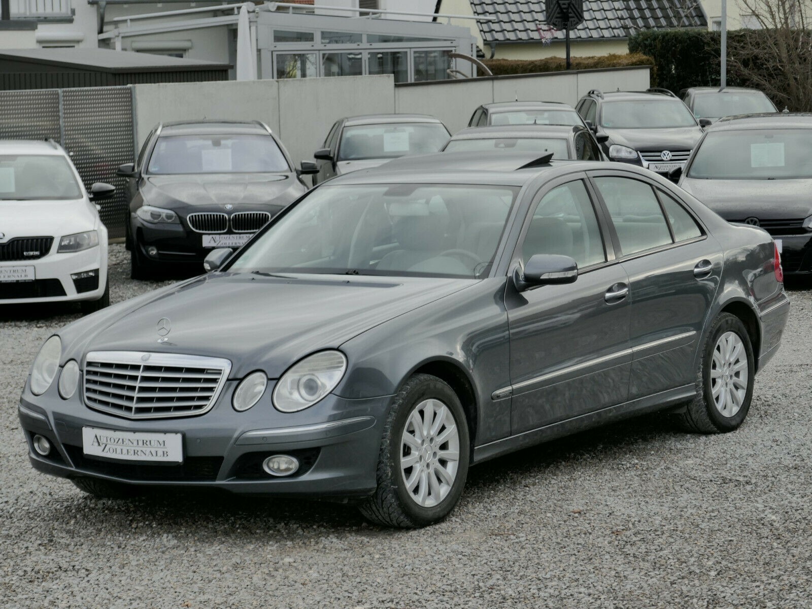 Mercedes-Benz E 220 CDI Lim. Automatik Elegance *ALU*EURO4*AHK