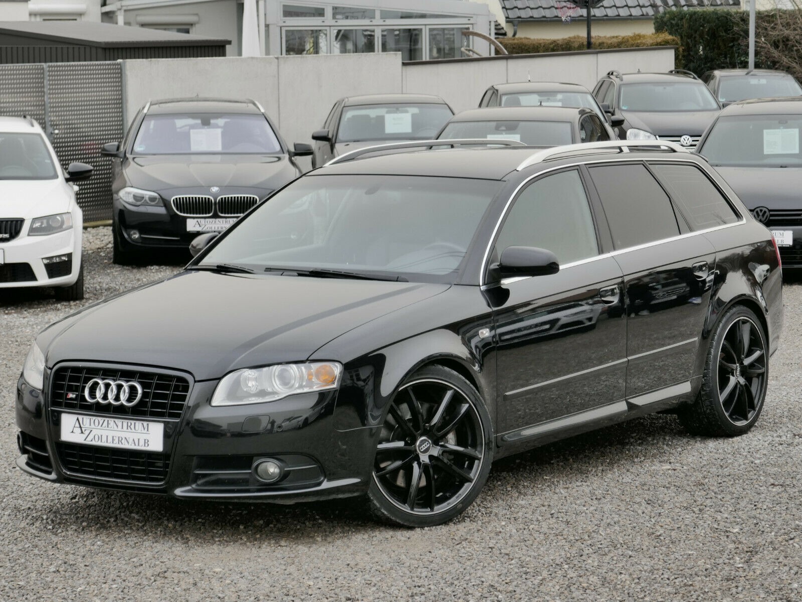 Audi S4 Avant 4.2 quattro *SCHALTER*NAVI*BOSE*XENON*