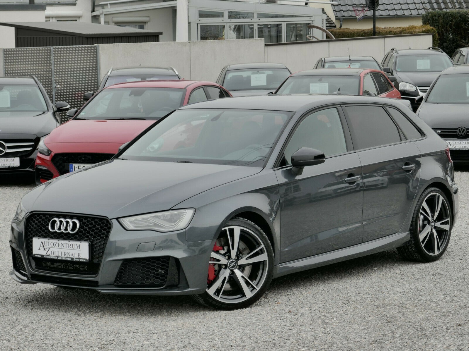 Audi RS3 Sportback *RS-SITZE*KEYLESS*SAGA*OPTIK-PAK.*
