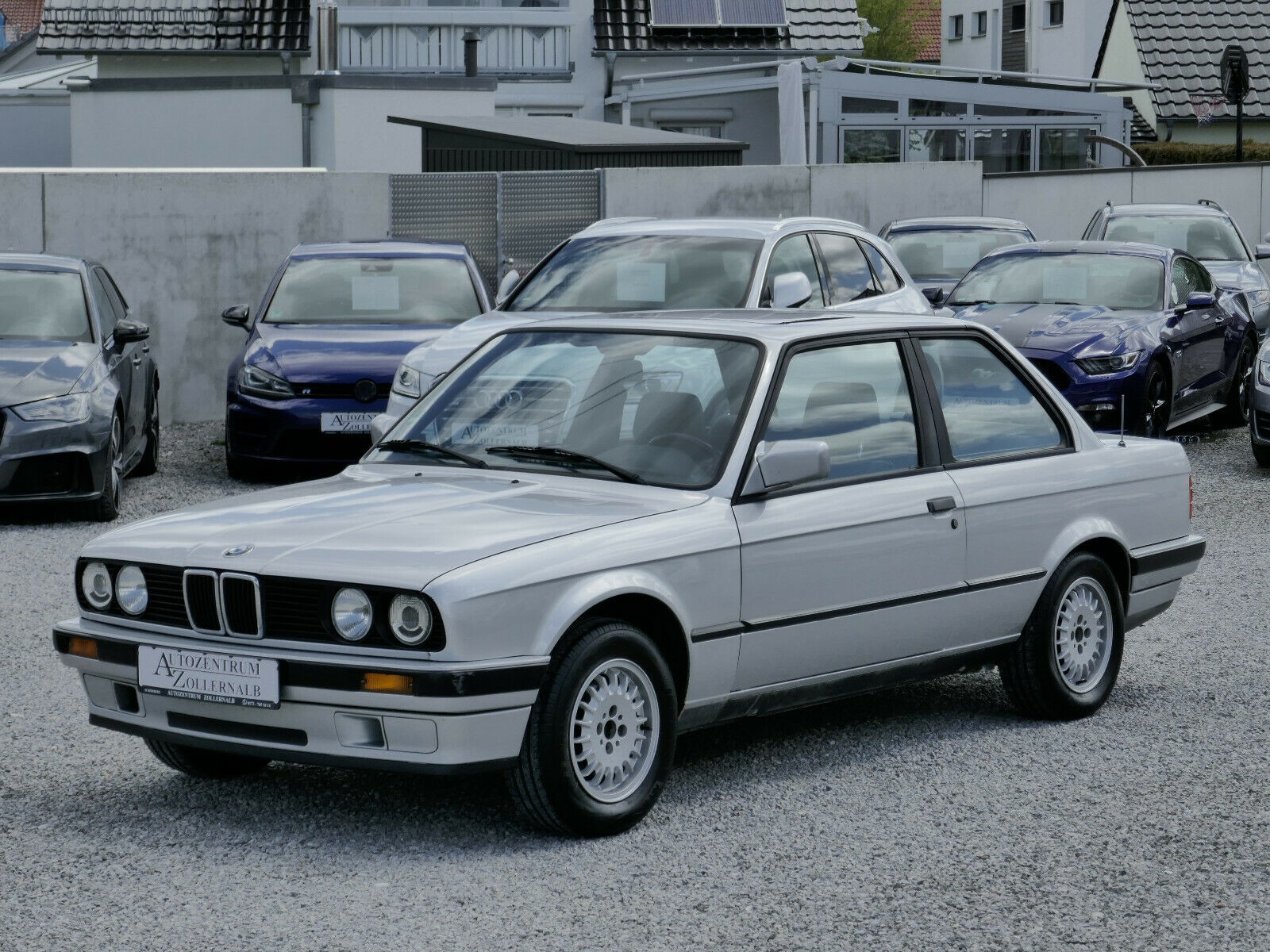 BMW 318i Coupe E30 *GEPFLEGTER ZUSTAND*TÜV+AU NEU*