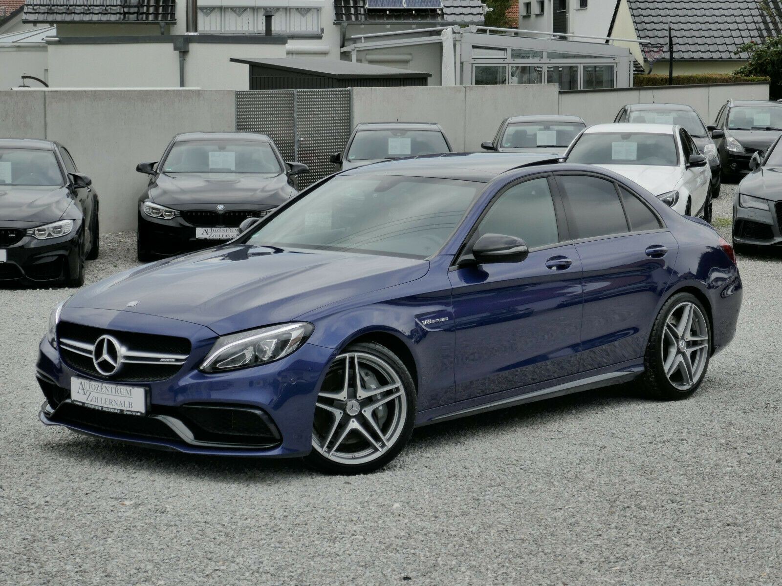 Mercedes-Benz C 63 AMG *635PS*BURMESTER*PANORAMA*WENIG KM*NAVI