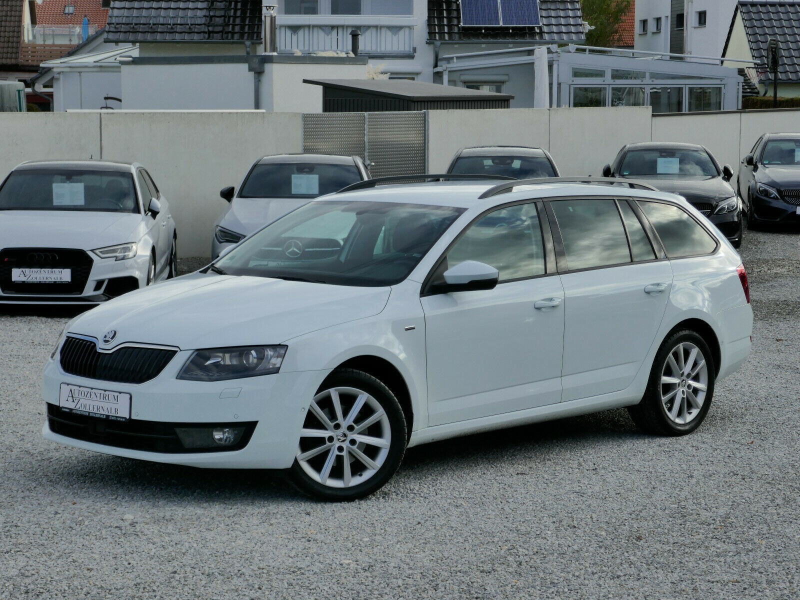 Skoda Octavia Combi 2.0 TDI DSG Joy *ACC*NAVI*EURO6*