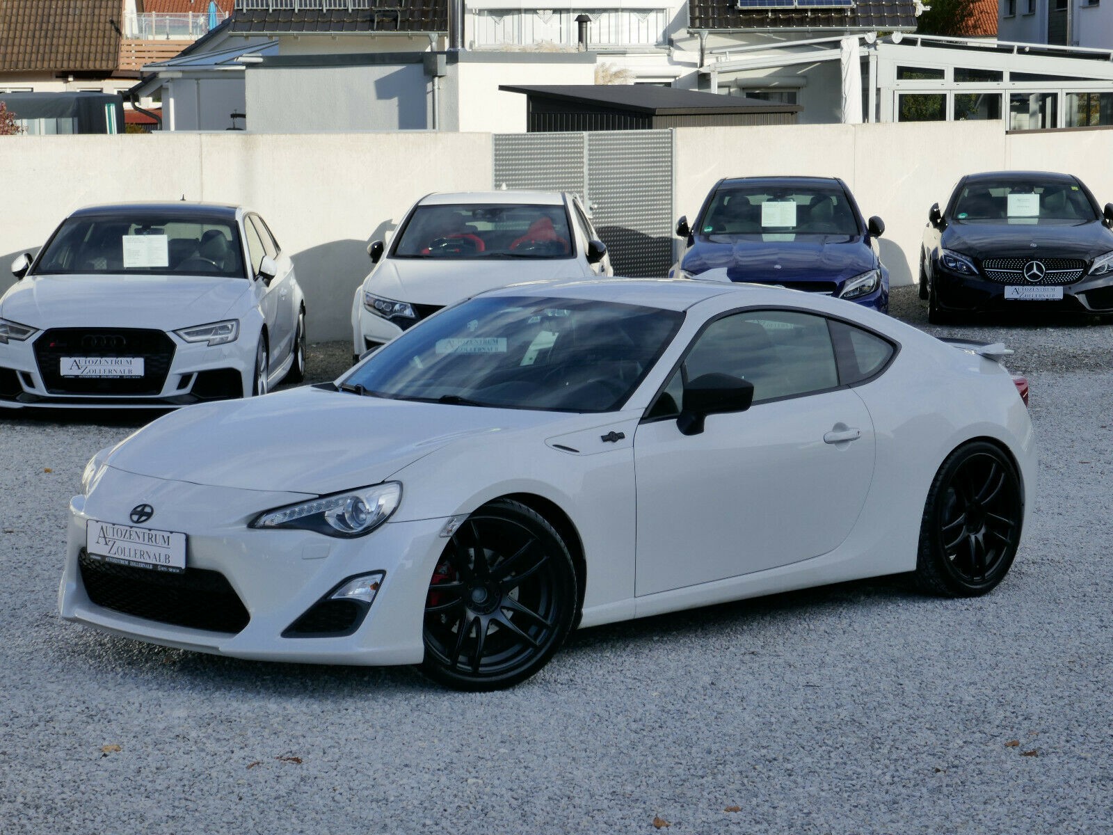 Toyota GT 86 *TOP ZUSTAND*K&W*KEYLESS*NAVI*TÜV NEU*
