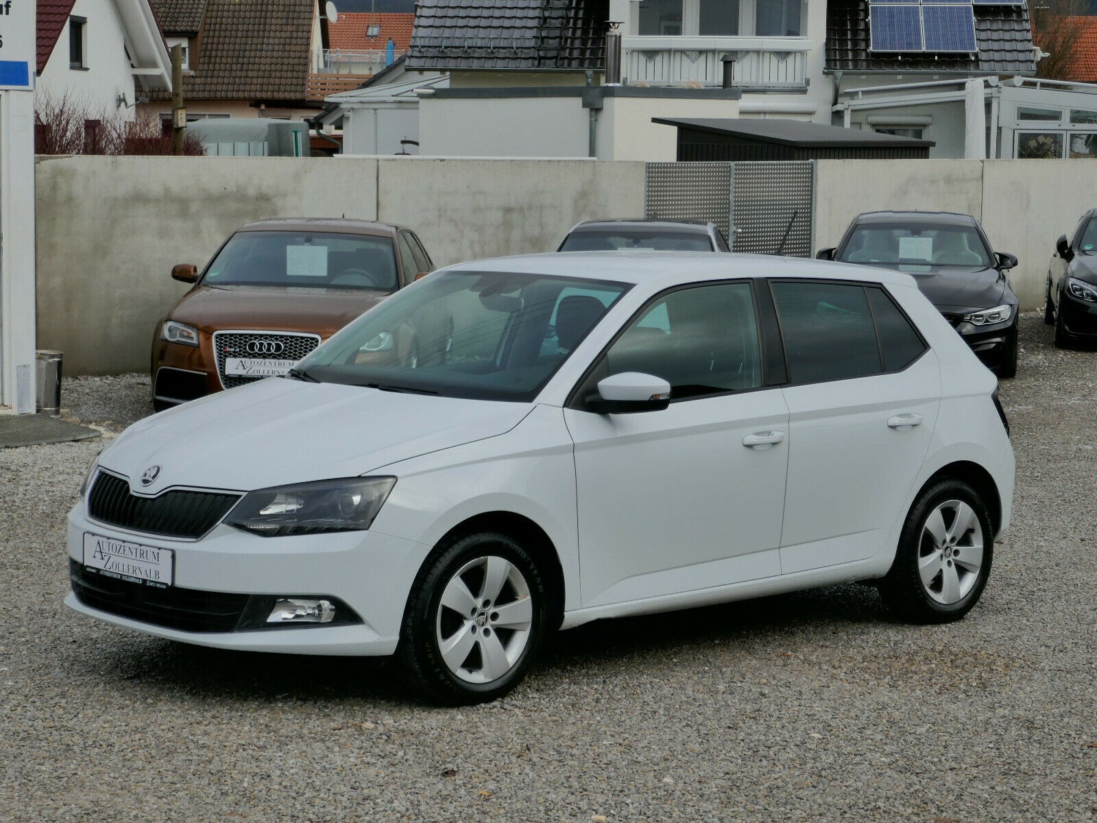 Skoda Fabia 1.2l TSI Style *TÜV NEU*AHK*XENON*SHZ*TOP*