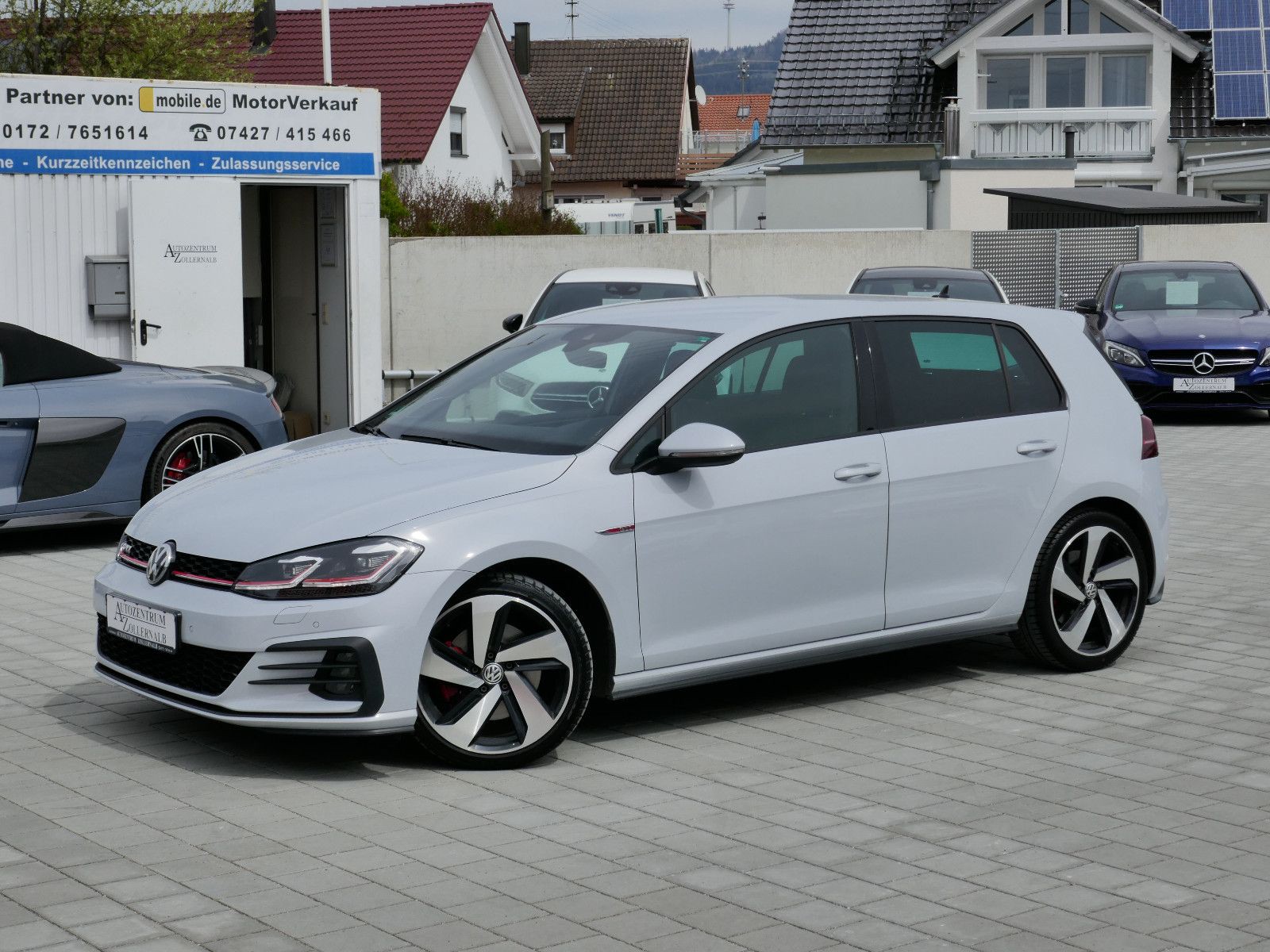 Volkswagen Golf VII GTI DSG *VIRTUAL*ACC*KESSY*ACTIVE LIGHT