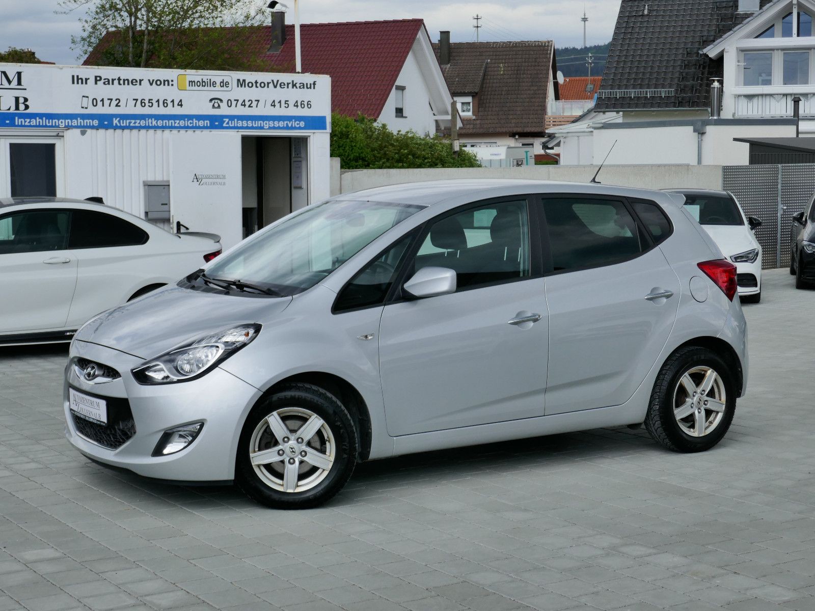 Hyundai ix20 1.6 CRDi Trend *TÜV NEU*KAMERA*NAVI*SHZ*TOP