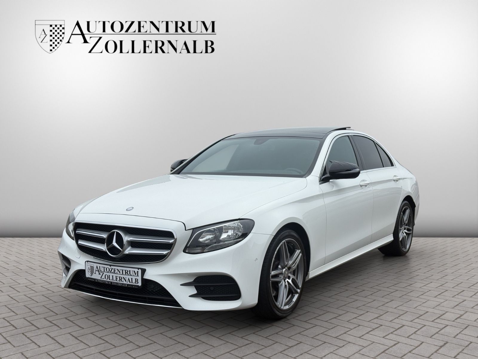 Mercedes-Benz E 220d Lim. 9G-TRONIC AMG Line *AMBIENTE*PANORAM