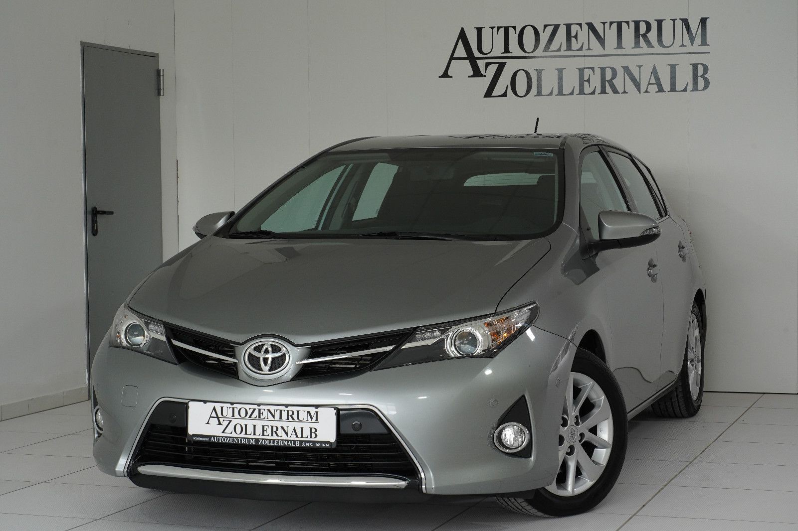 Toyota Auris 2.0 D-4D START Edition *NAVI*KAMERA*AHK*