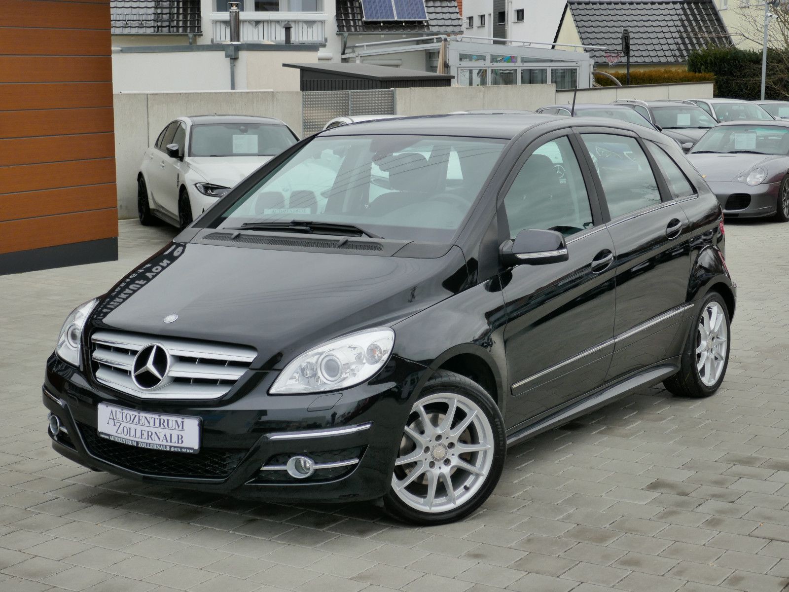 Mercedes-Benz B 200 CDI *TÜV NEU*AHK*BI-XENON*NAVI*SPORT-PAKET