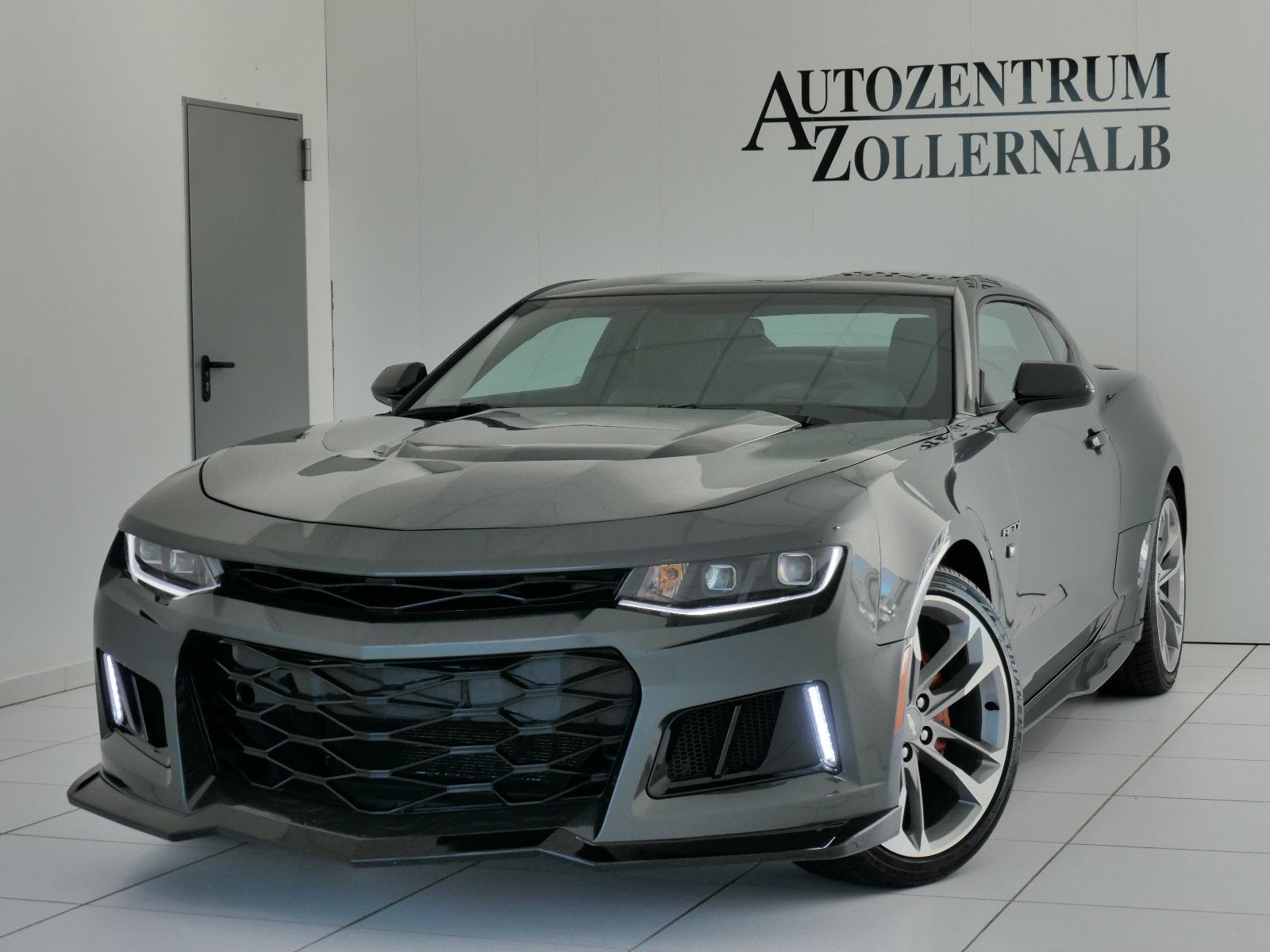 Chevrolet Camaro V6 " 50th Anniversary Edit & RS-Package "