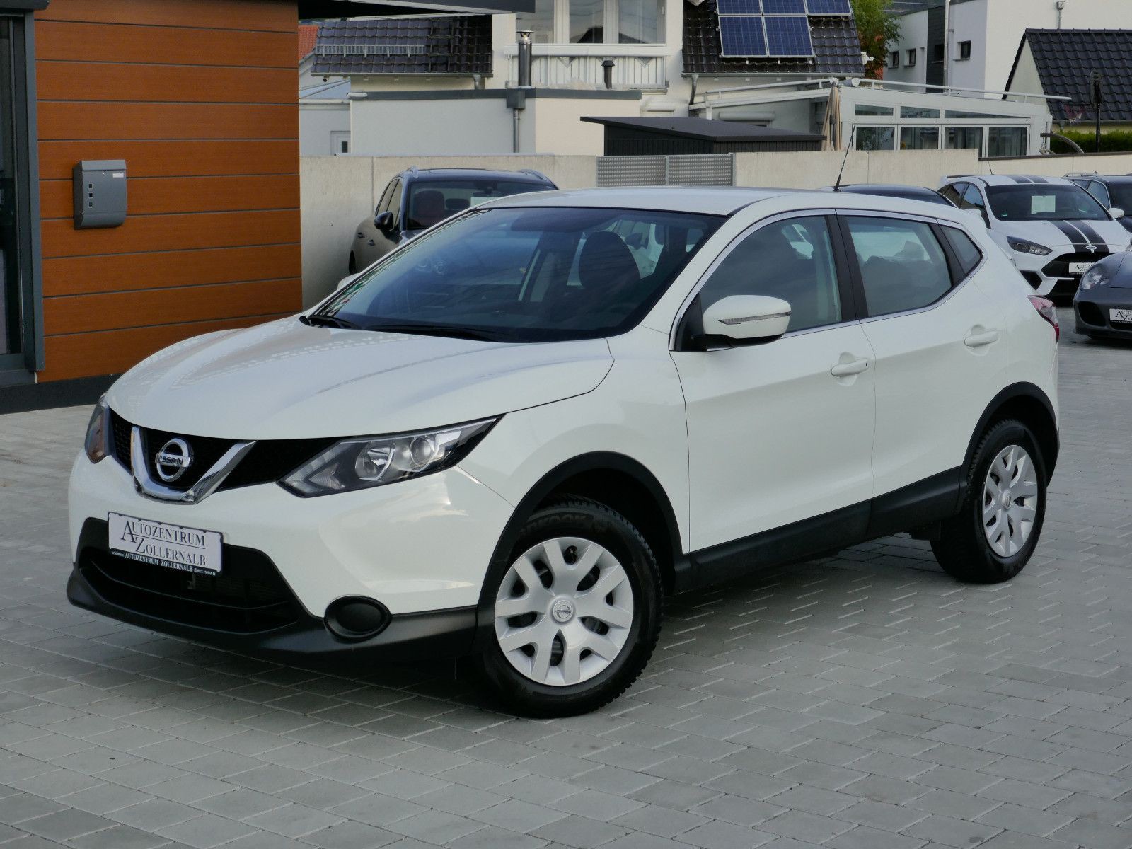 Nissan Qashqai 1.2 DIG-T Visia *1.HAND*TÜV NEU*WENIG KM