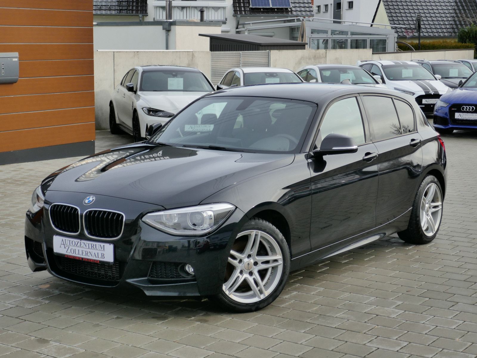 BMW 120d xDrive M-Paket *XENON*LEDER*NAVI*SHADOW*AHK