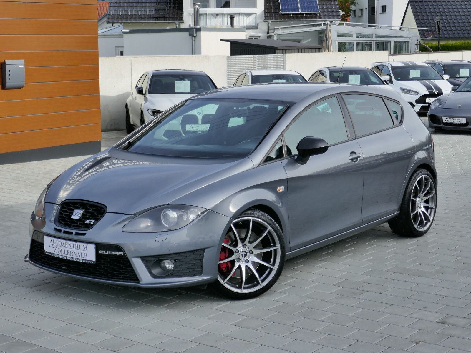 Seat Leon Cupra R *SCHALENSITZE*NAVI*TÜV NEU*19"-ALU*