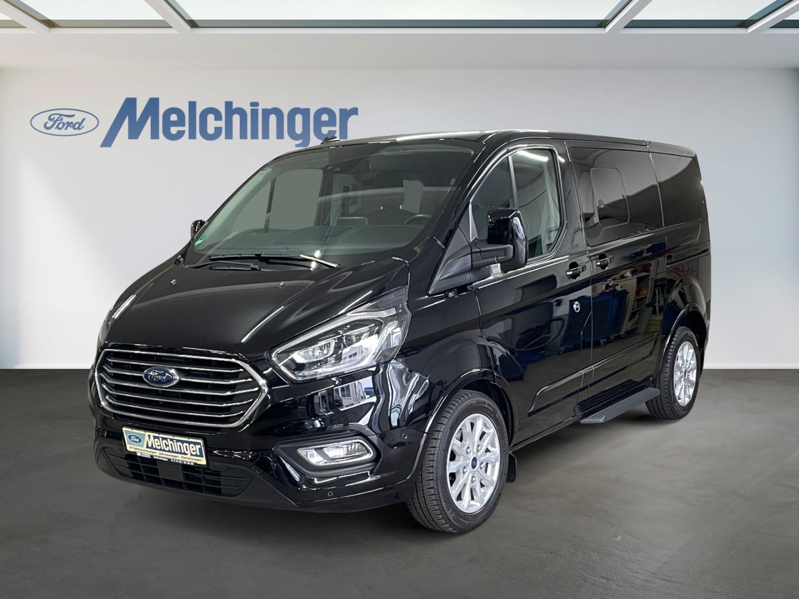 Ford Tourneo Custom Titanium 320 L1,AHK,Standheizung,Xenon,Rückfahrkamera,Navi,