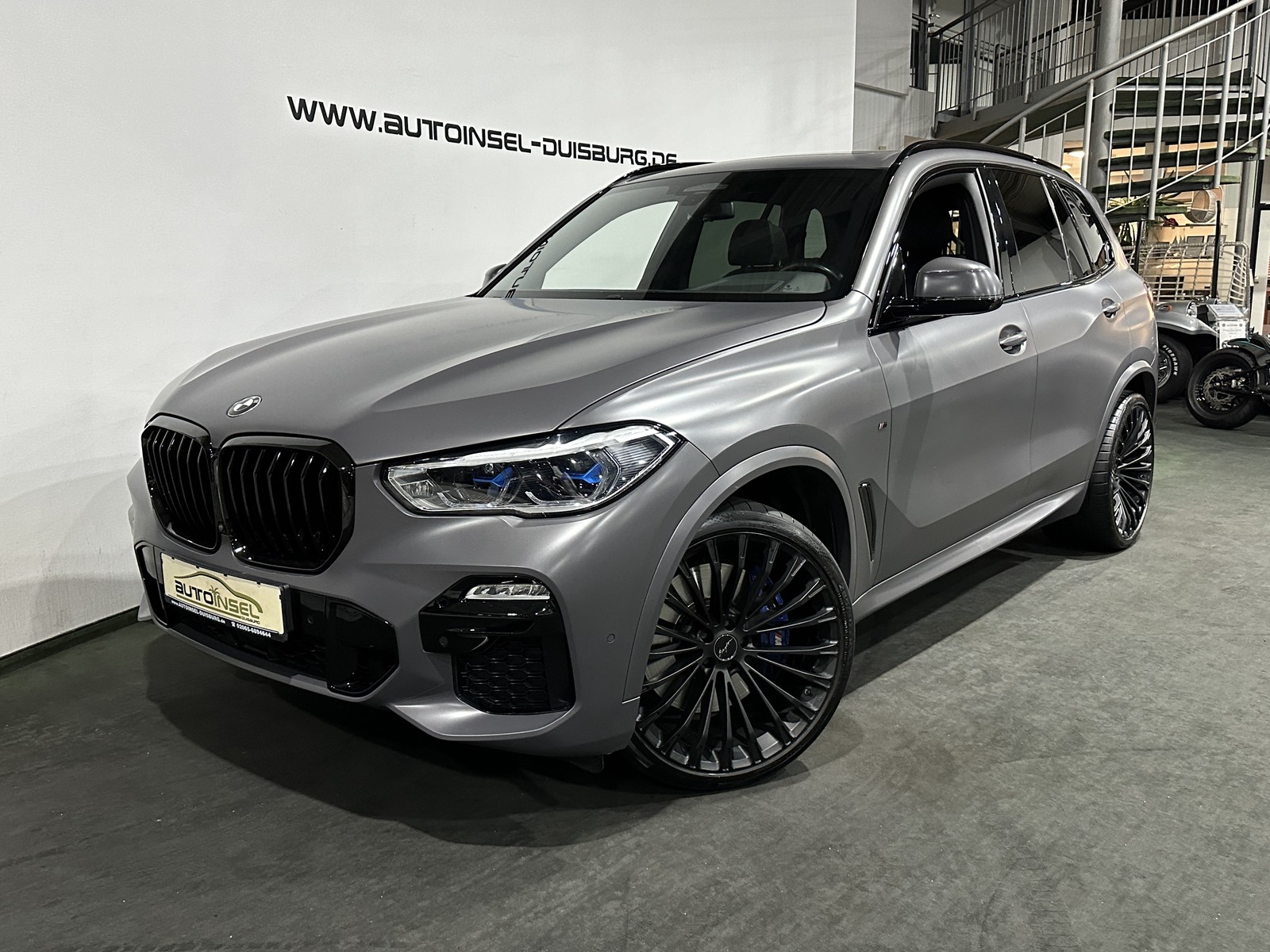 BMW X5 xDrive 40i M-Sport Pano Laser AHK Massage 22"