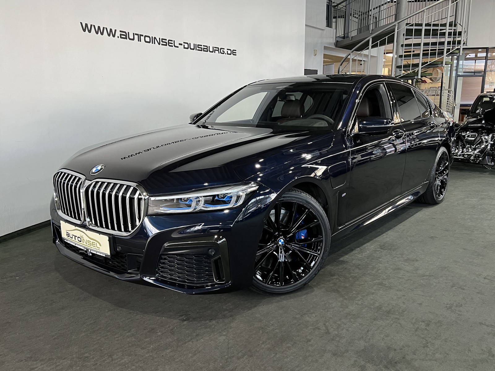 BMW 745e M-Sport FondEntertainment Laser 4xMassage