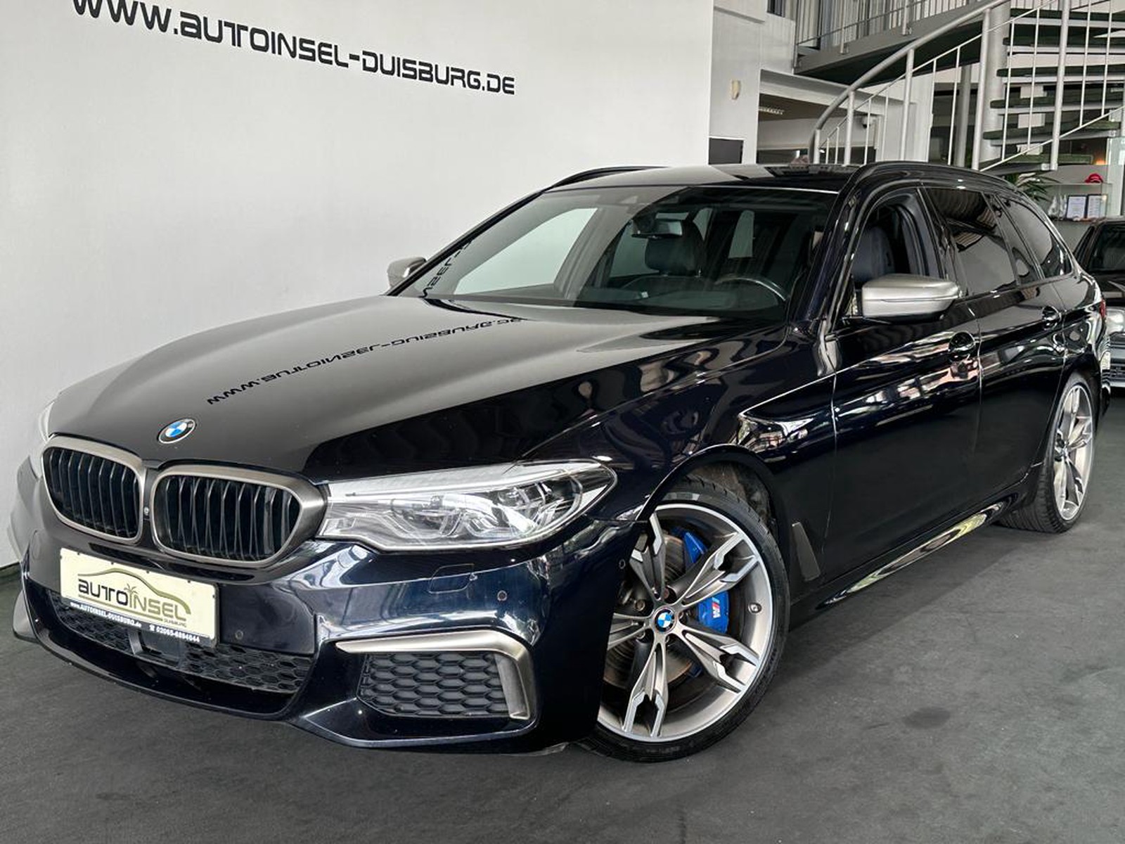 BMW M550d Touring HeadUp NightVision Komfortzugang
