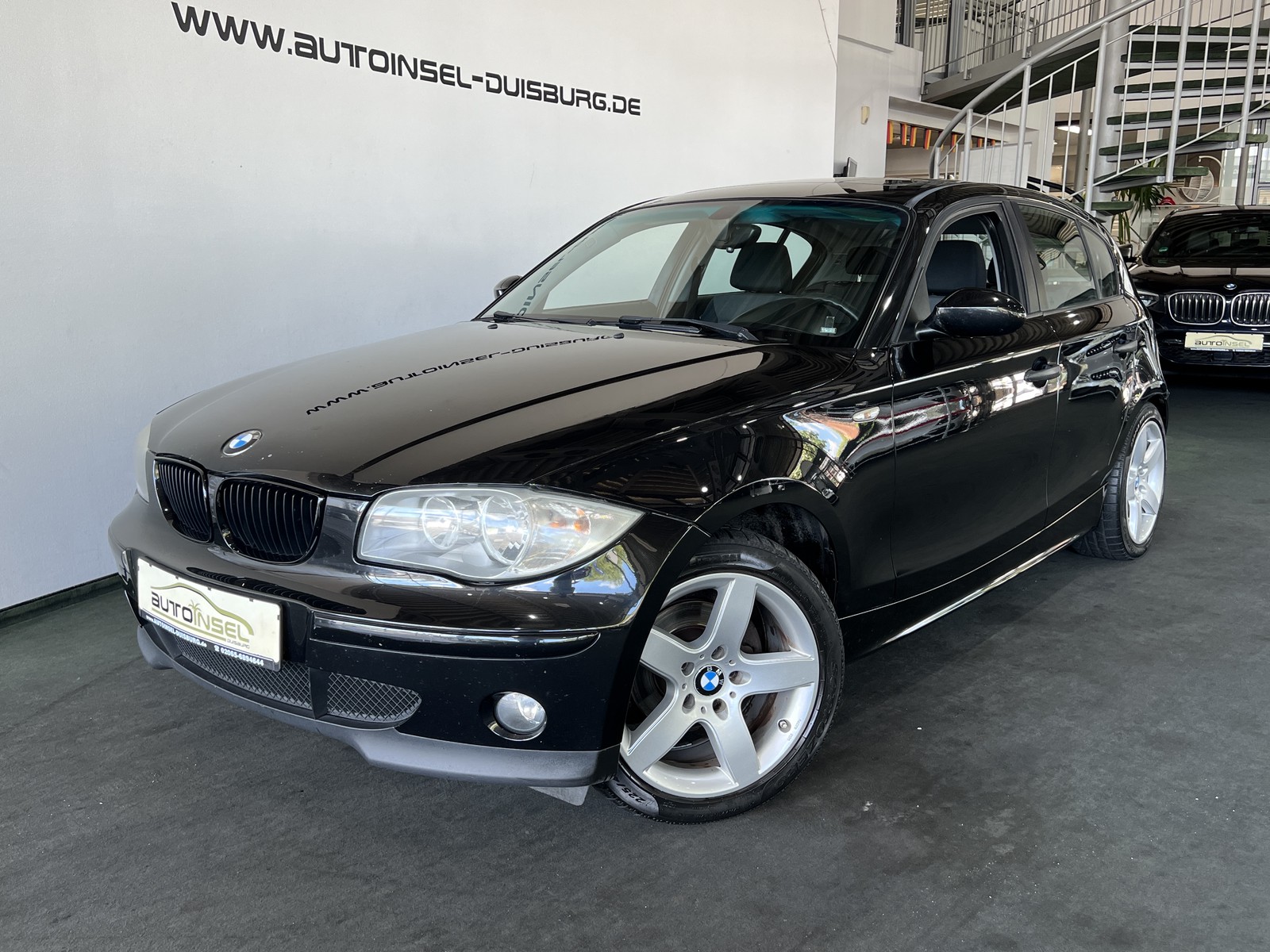 BMW 118d 5Türer TÜV-12/26 Klima Schiebedach PDC Navi