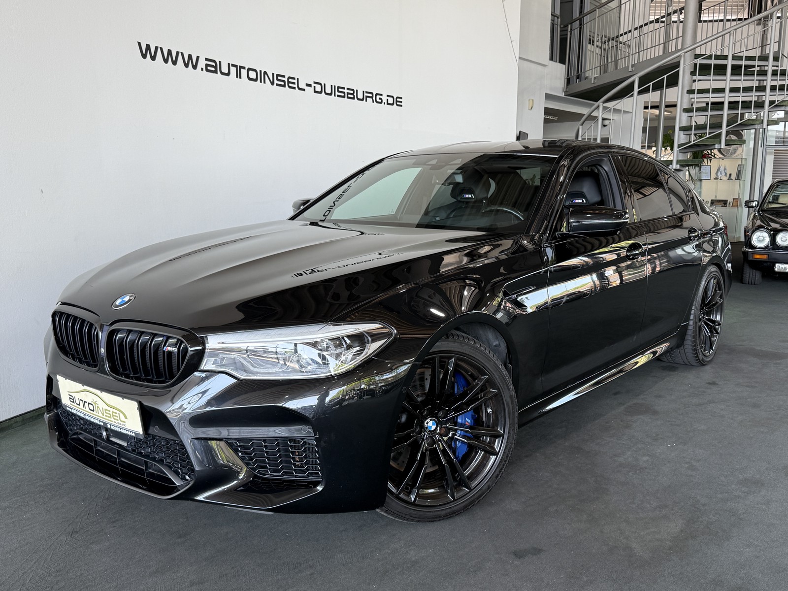BMW M5 Lim. SoftClose ACC HeadUp B&W Carbon