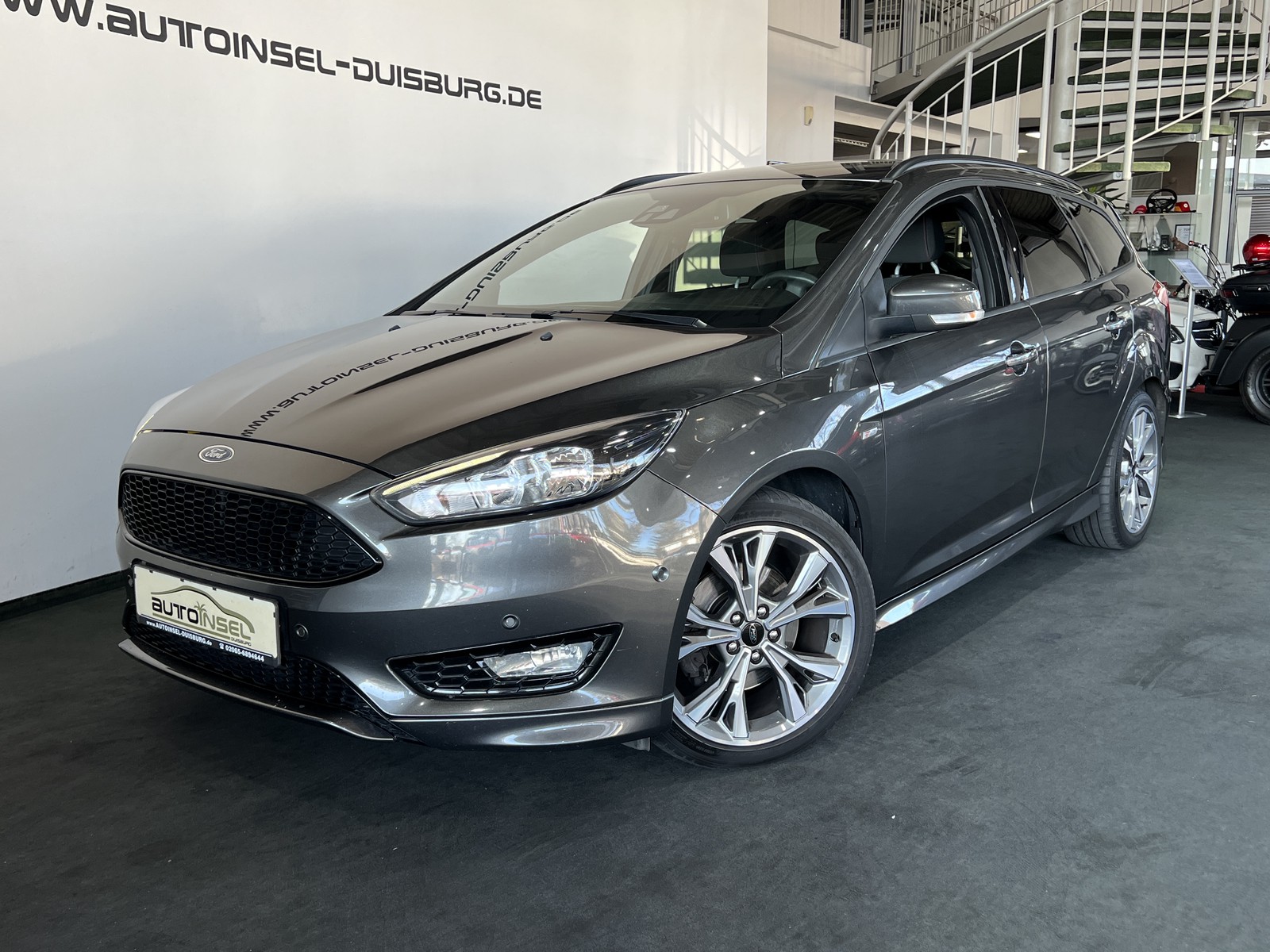 Ford Focus Turnier ST-Line Kamera SHZ Touch 18"