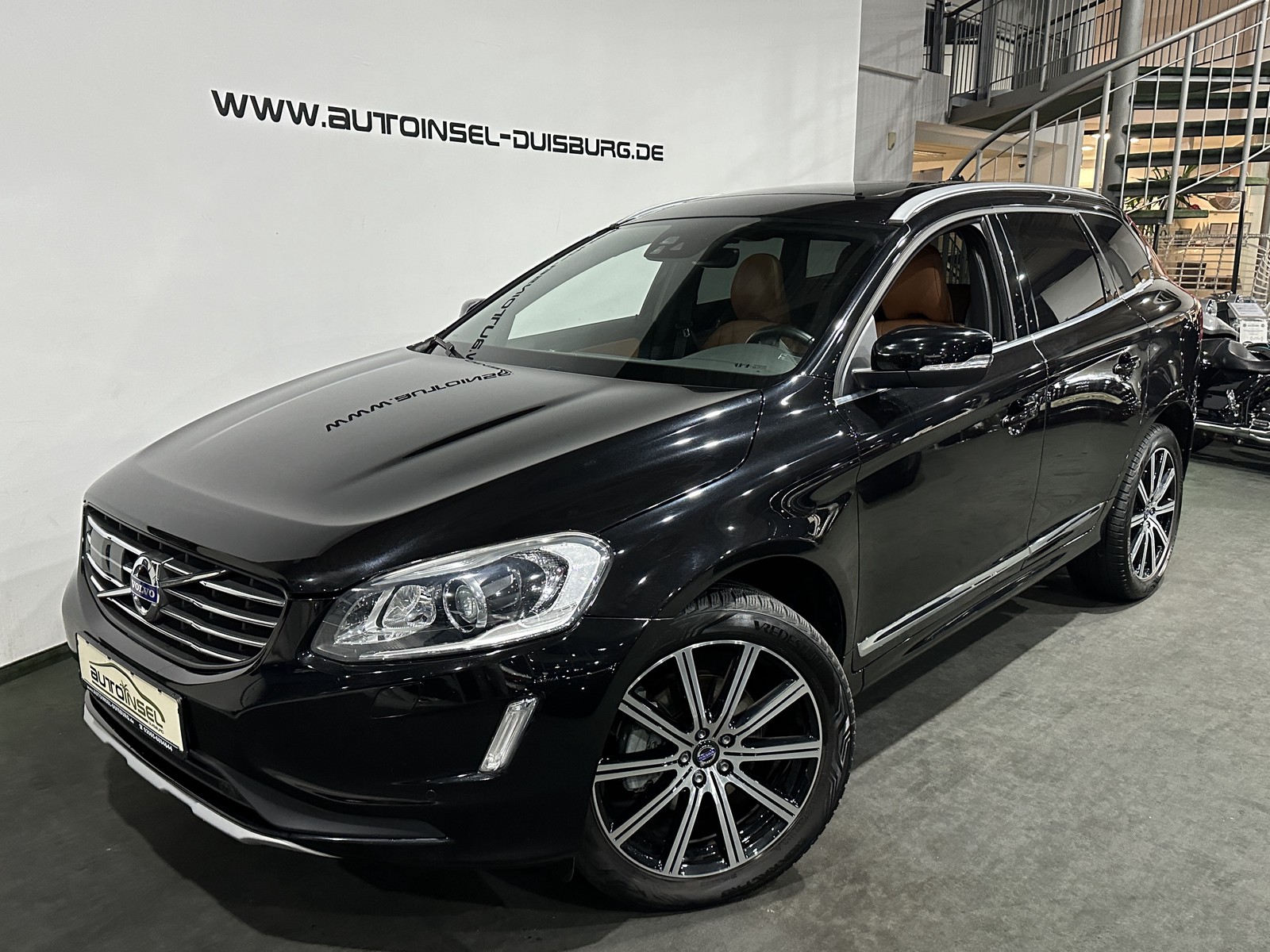 Volvo XC60 Linje Inscription 2WD Pano Navi ACC Kamera